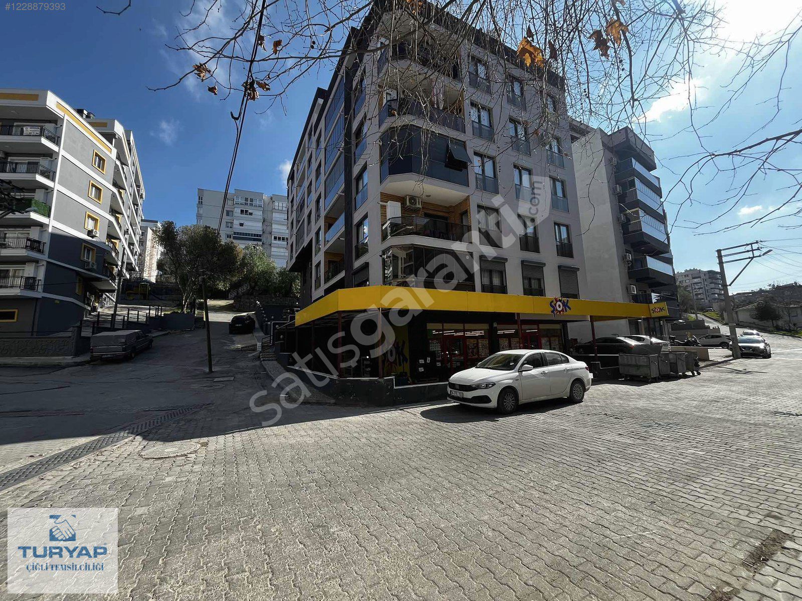 Çiğli Küçükçiğli Mahallesi'nde Satılık 3+1 Daire
