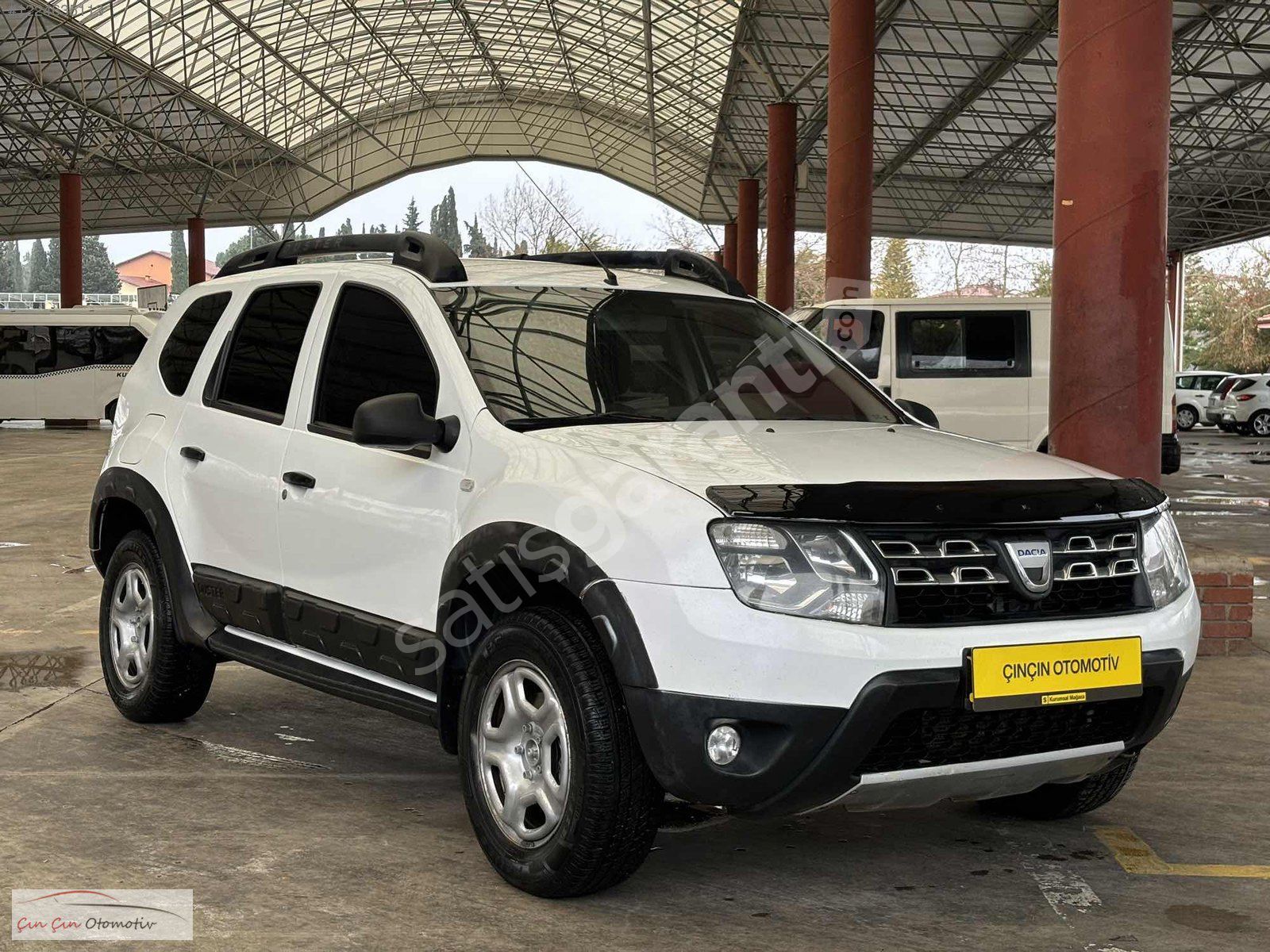 ÇIN ÇIN DA 2015 4X4 110 HP DEĞİŞENSİZ AMBİANCE DUSTER