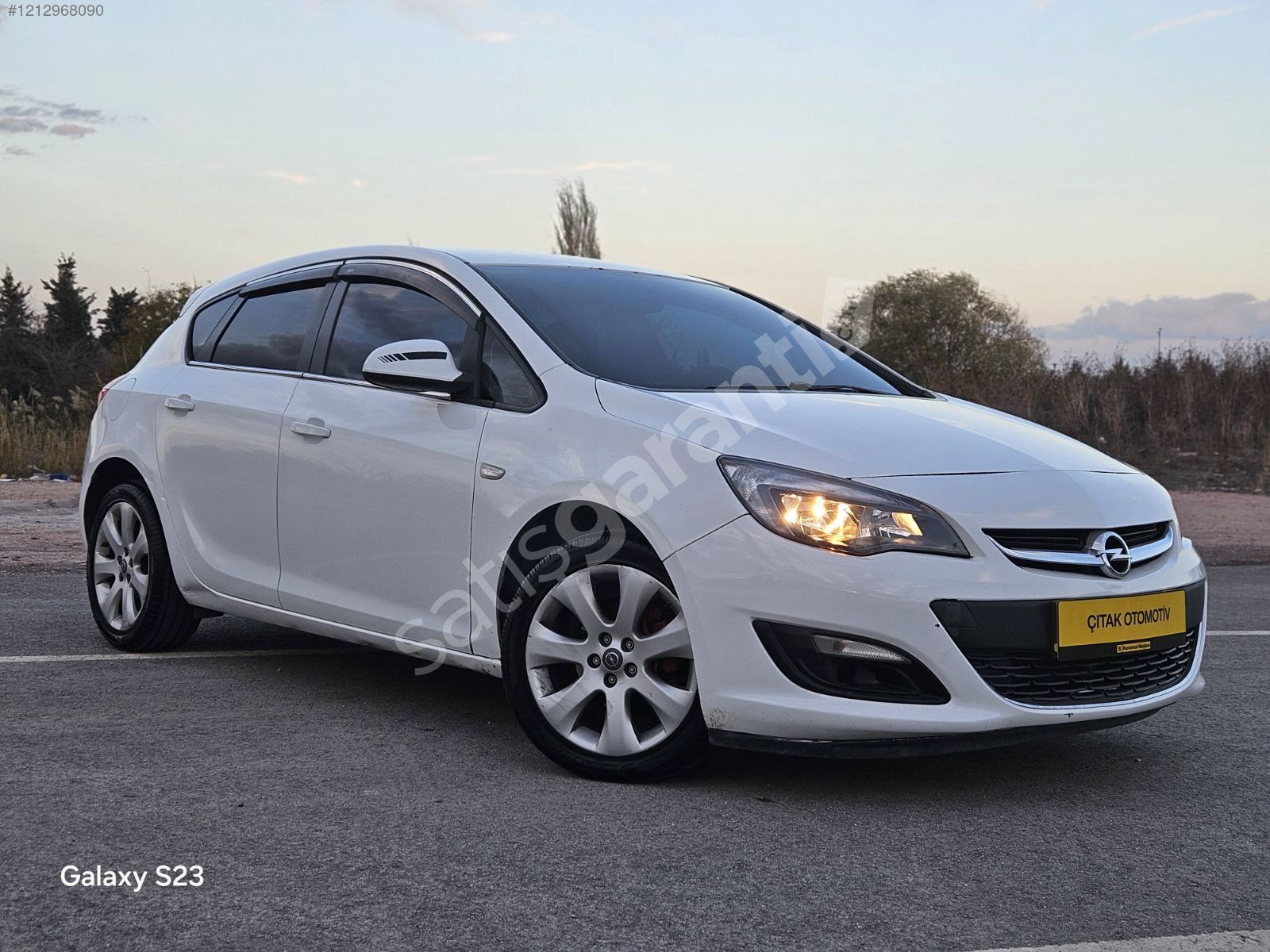 OPEL ASTRA 2014 MODEL 1.6 EDITION