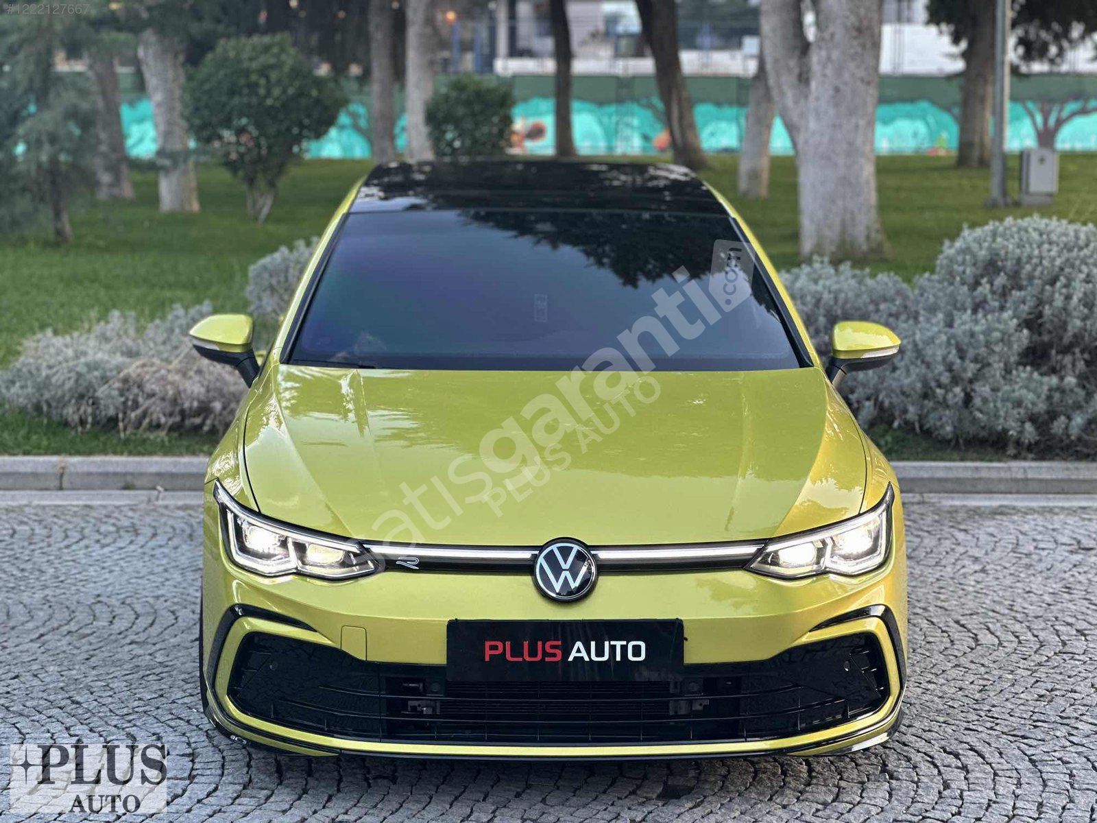 PLUS AUTO'DAN VOLKSWAGEN GOLF 1.5 ETSI R-LİNE LANSMAN RENK