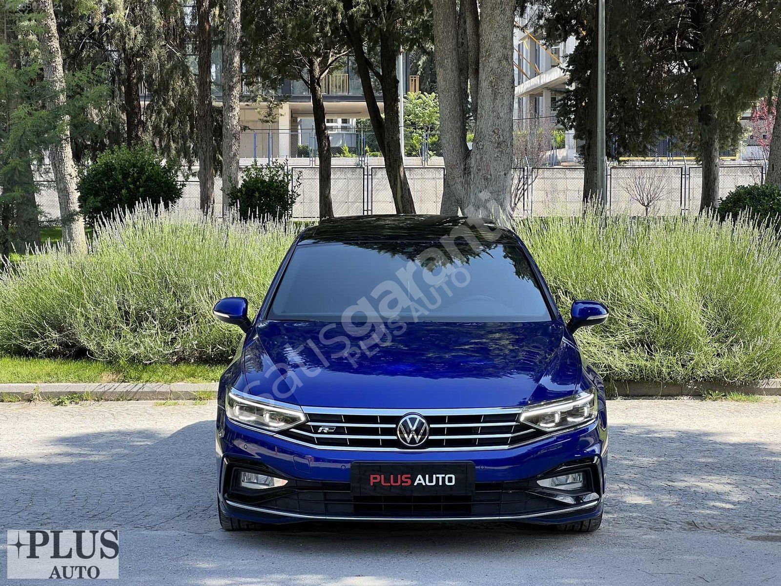 PLUS AUTO'DAN 100.000 KM LANSMAN RENK PASSAT R-LİNE