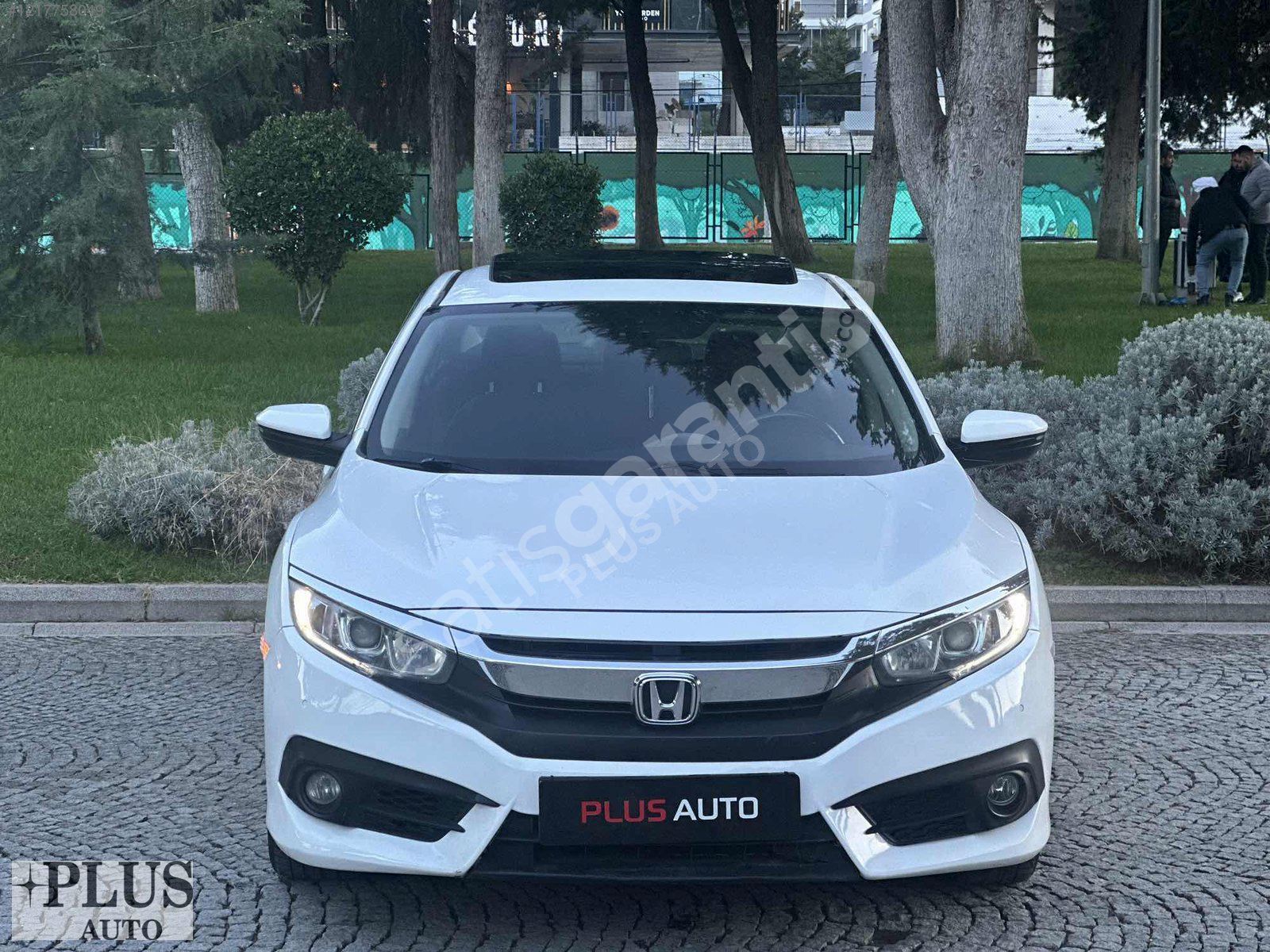 PLUS AUTO'DAN HONDA CİVİC 1.6 İ-VTEC ECO ELEGANCE