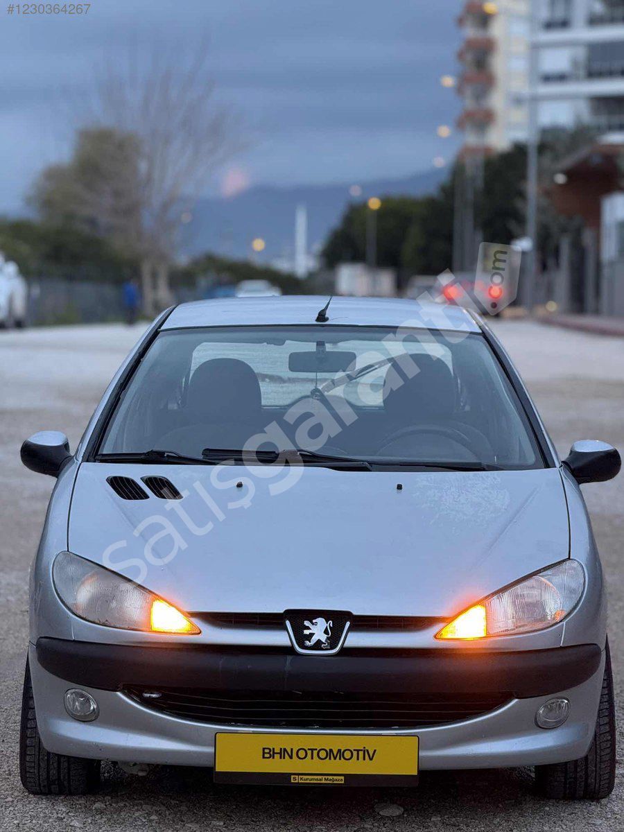 BHN OTOMOTİV den KLİMALI SIFIR VİZELİ PEUGEOT 206