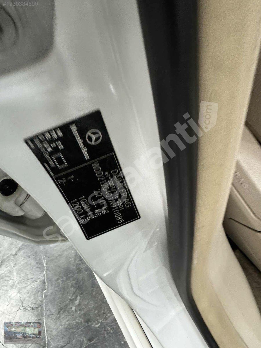 ÖZZEKİOĞLU OTOMOTİVDEN MERSEDES E 180 AMG