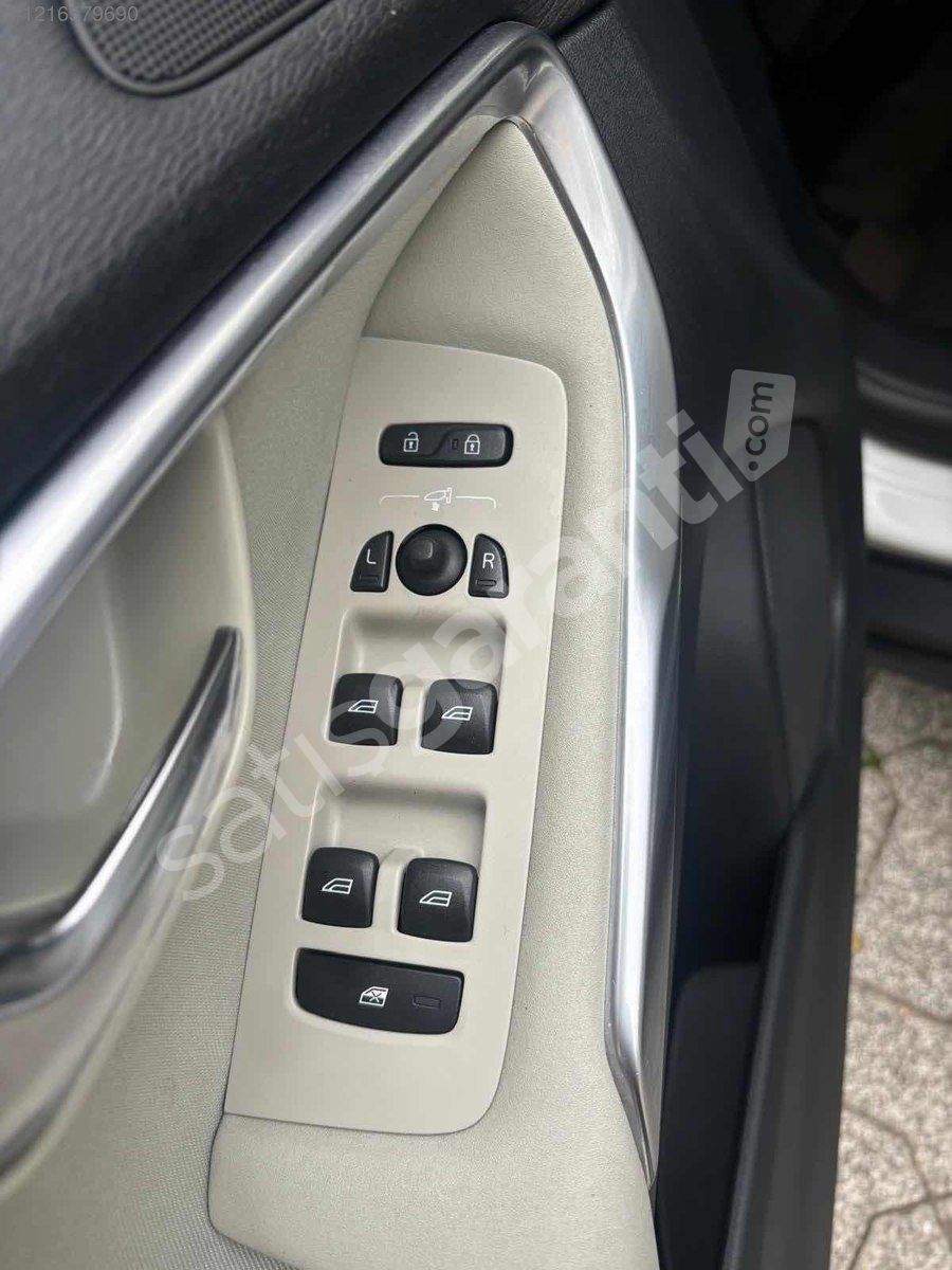 2013 VOLVO V40 1.6 T4 CROSS COUNTRY ADVANCED OTOMATİK 103.000KM