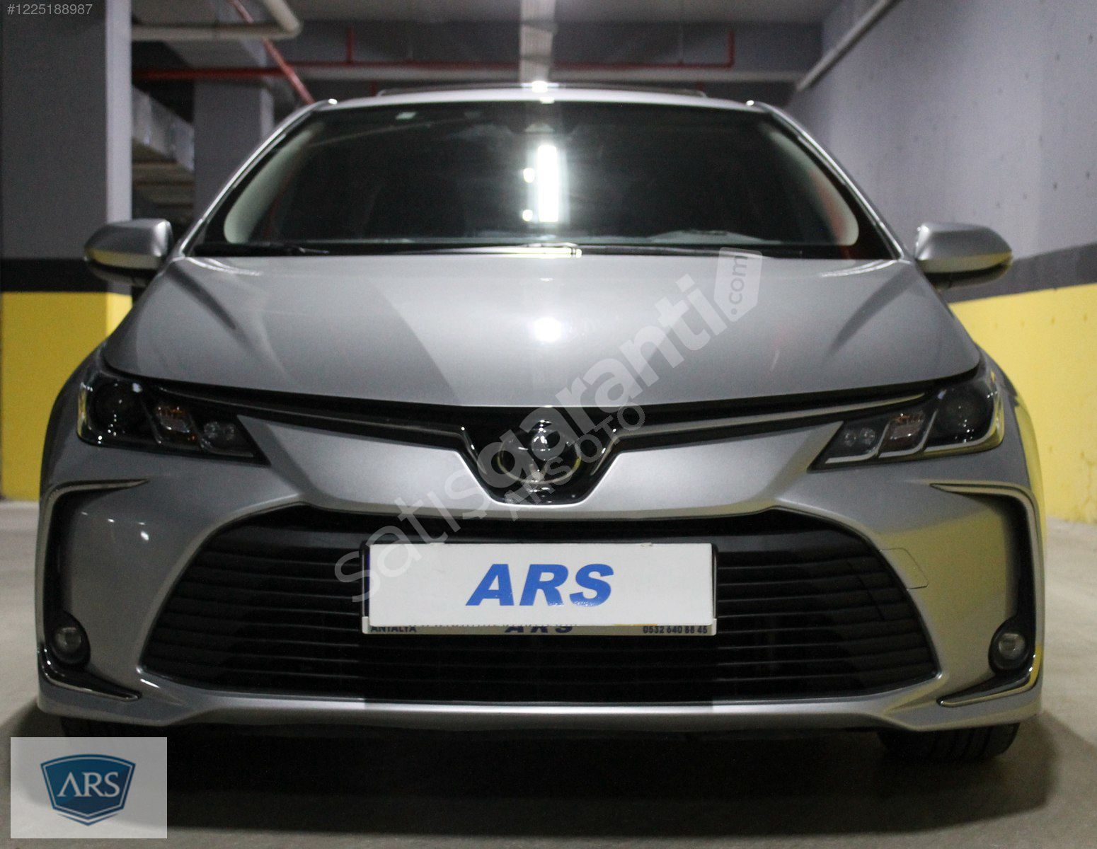 2022 Corolla 1.5 Flame-X Pack - Kredi Kartına 12 Taksit -