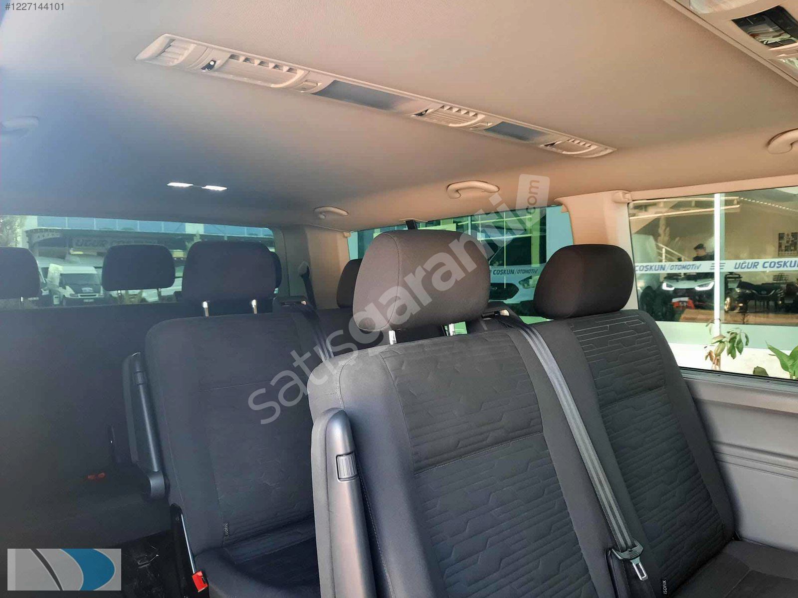 BOYASIZ-TRAMERSİZ//2022 Otomatik Caravelle//Otomobil//68.000 km