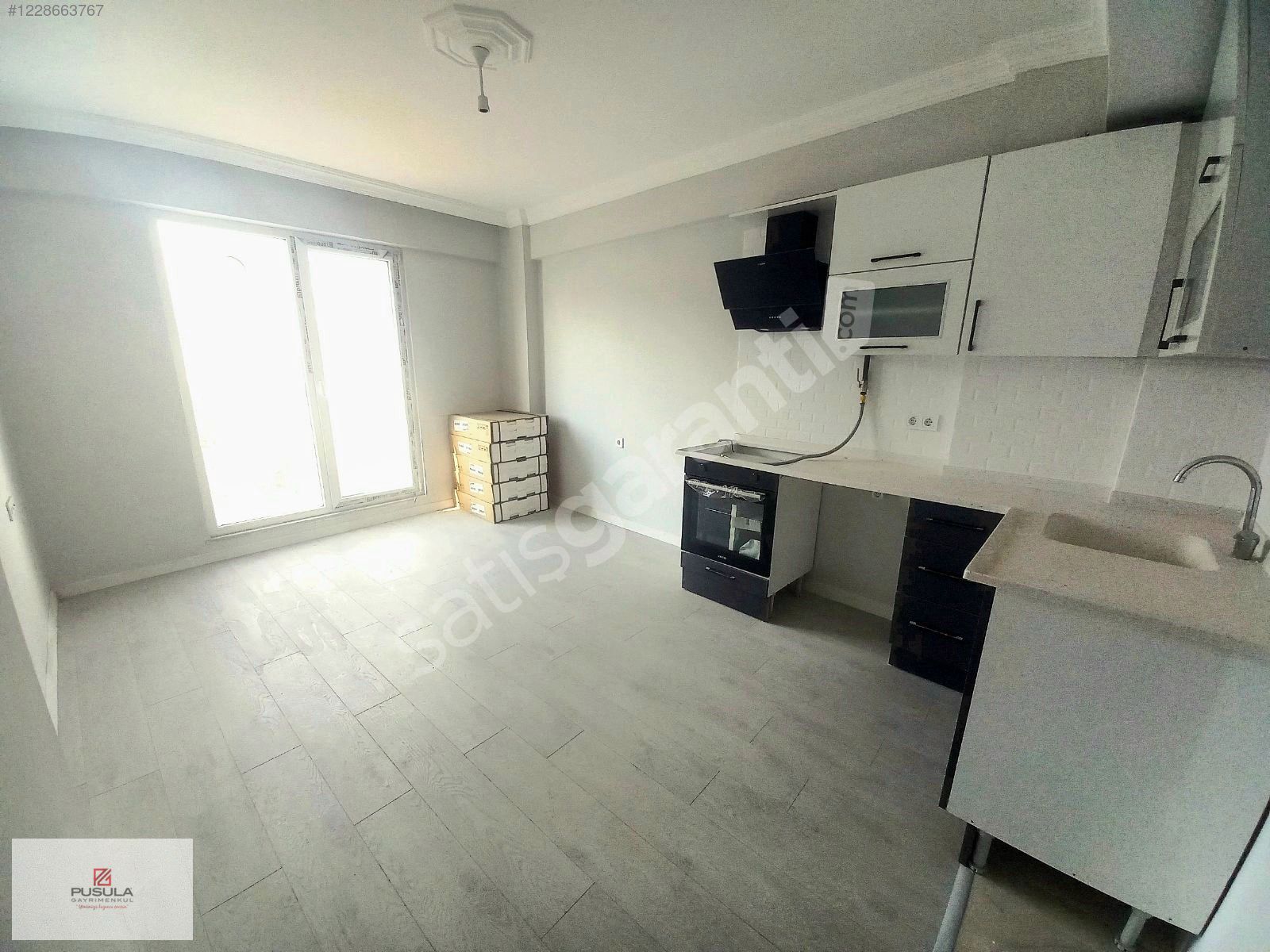 BALIKESİR ÇARŞI MERKEZDE SATILIK 1+1 DAİRE