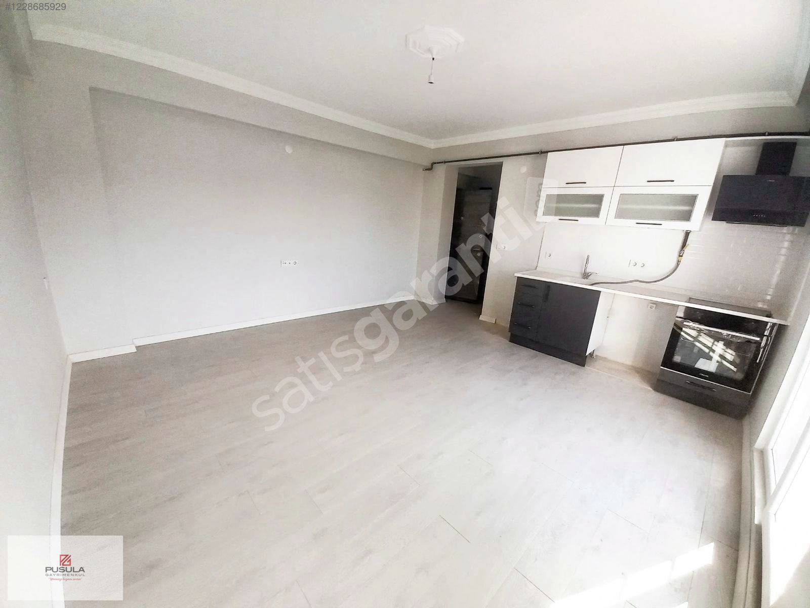 HACIİLBEY MAHALLESİ SATILIK KORİDORLU 1+1 DAİRE