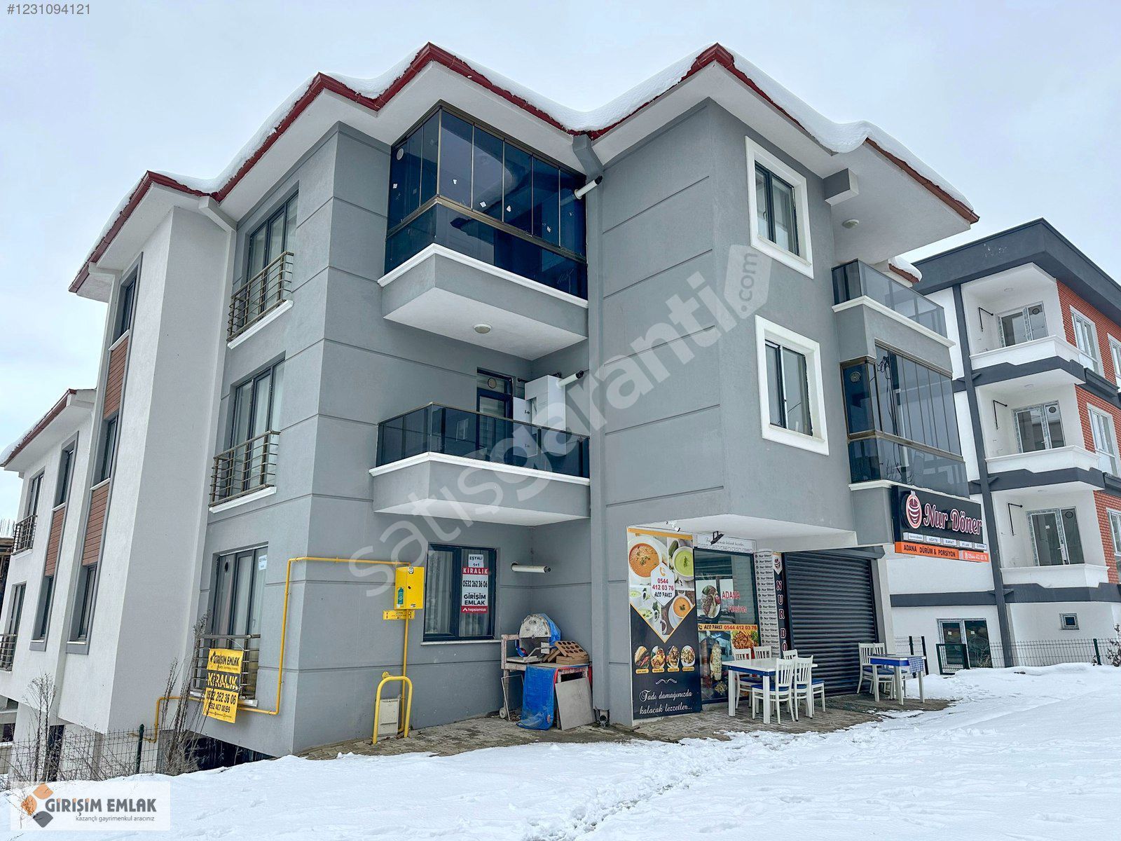 EŞYALI KİRALIK 1+1 TOPLU KONUT BULVARINA CEPHELİ