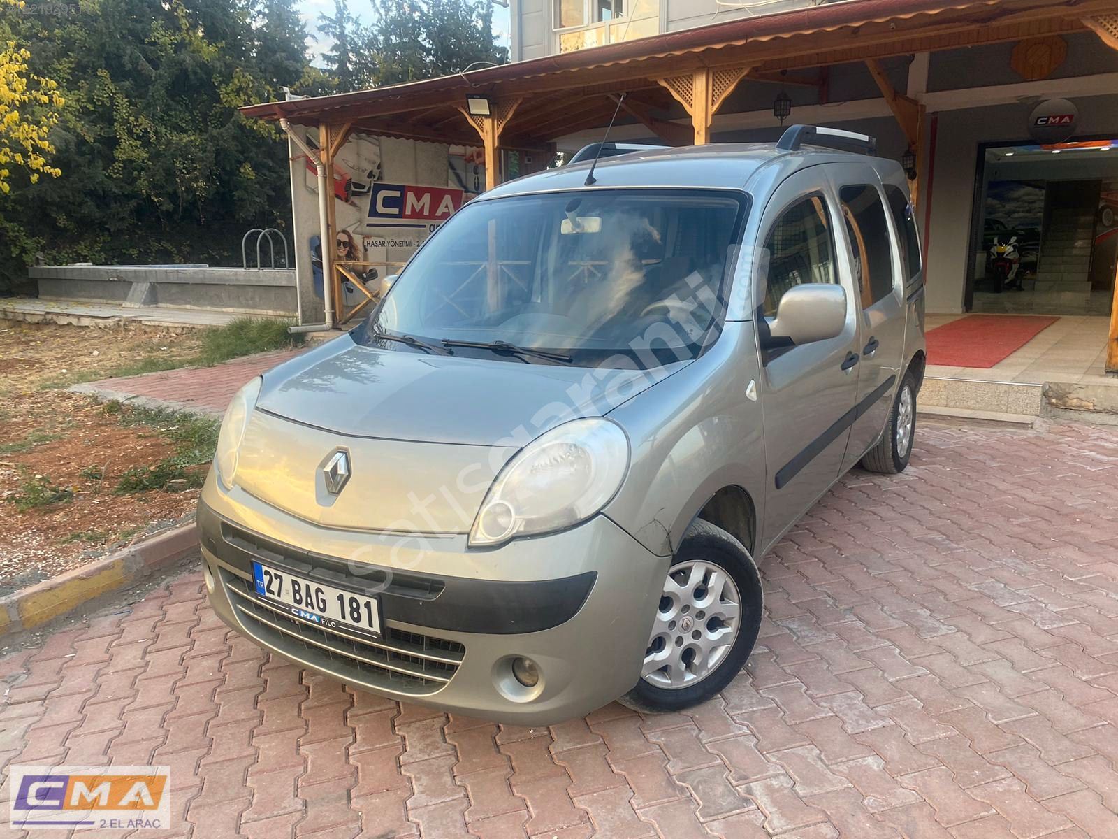 CMA 2.ELDEN BAKIMLI RENAULT KANGO MULTİX 1.5 DCİ AUTHENTİQUE