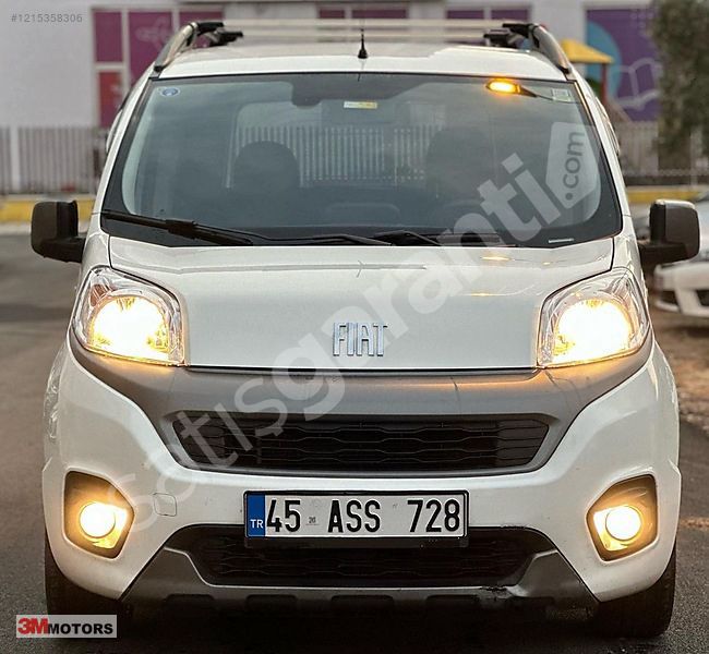 BOYASIZ FİAT FİORİNO COMBİ 1.3 MULTİJET PREMİO 95 HP BEYAZ FULL