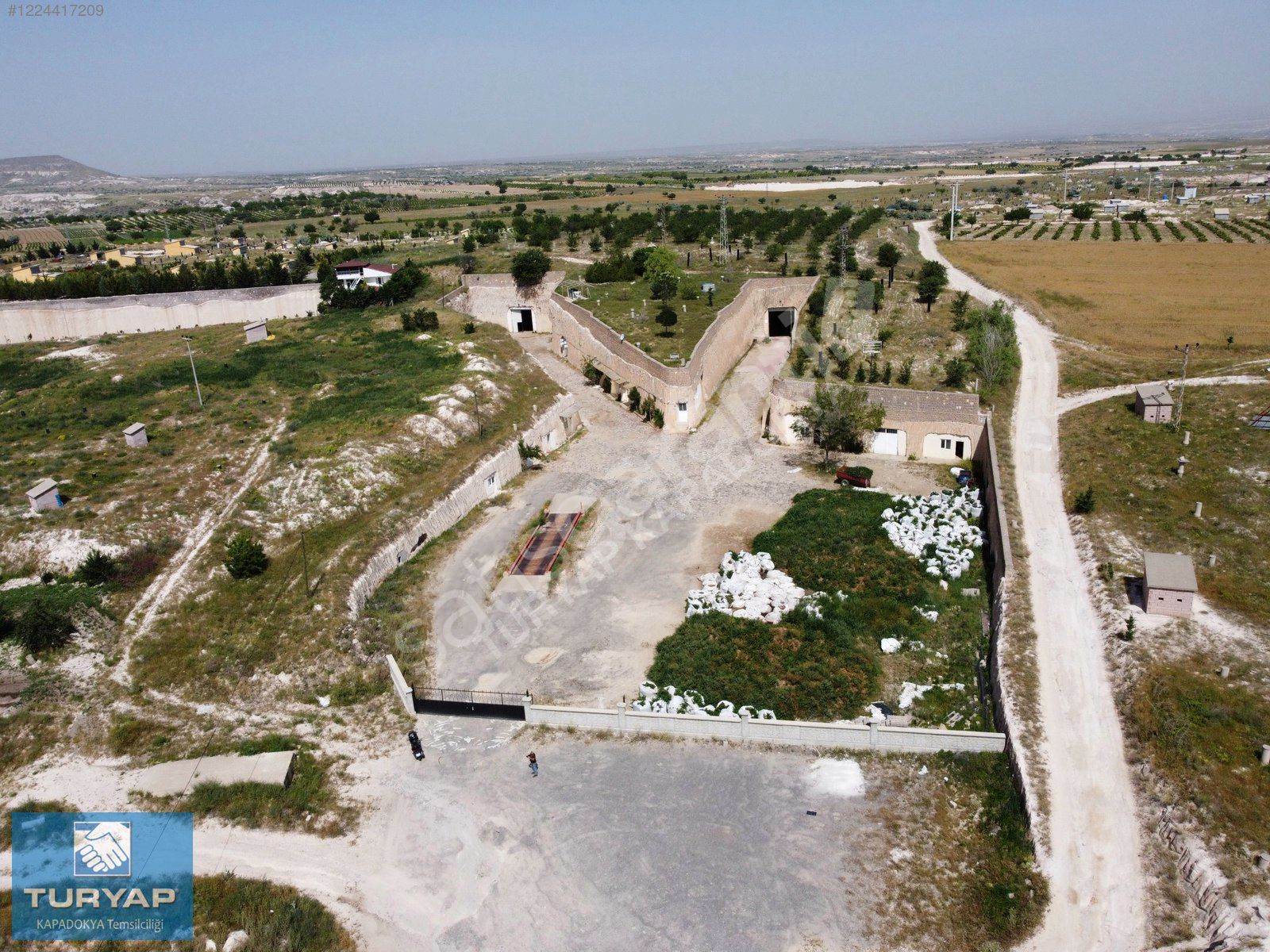 20.000m2 2 Parsel 9 BinTon Kapasiteli 60 Ton Kantarlı DOĞAL DEPO