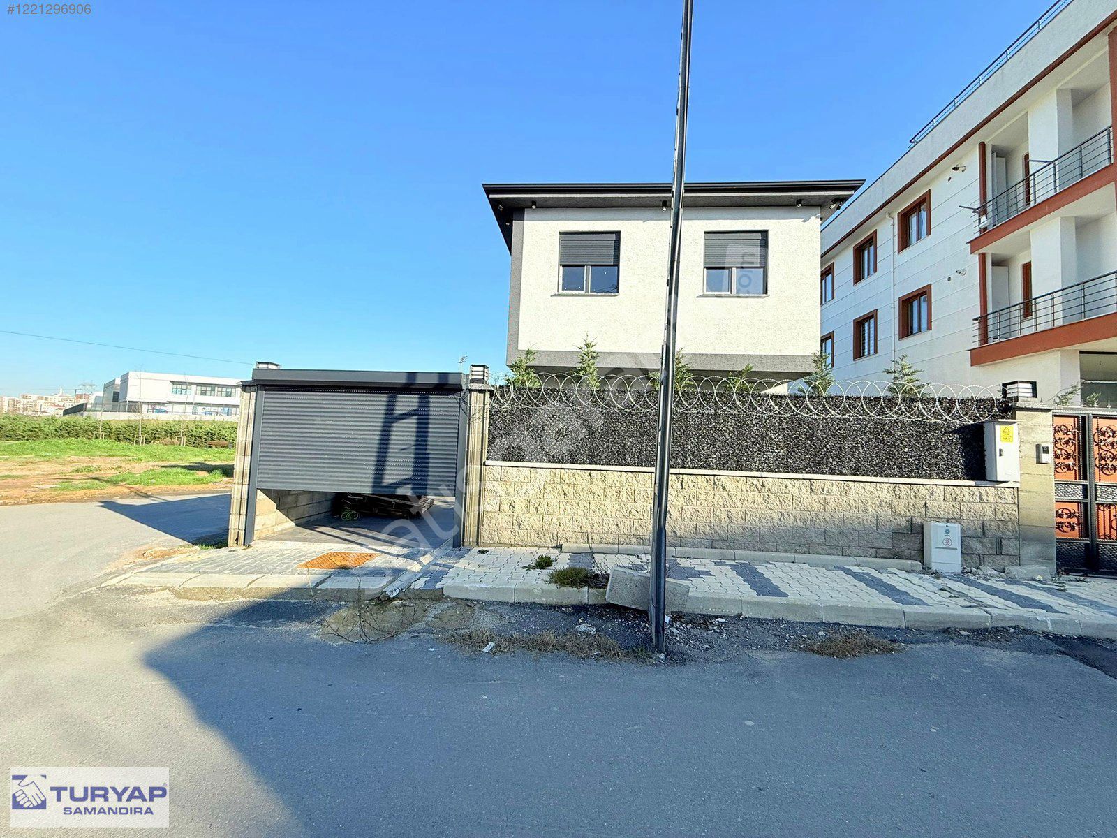 Müstakil Bahçeli Ticari Villa Kreş,İşyeri, Reklam için uygun 4+1