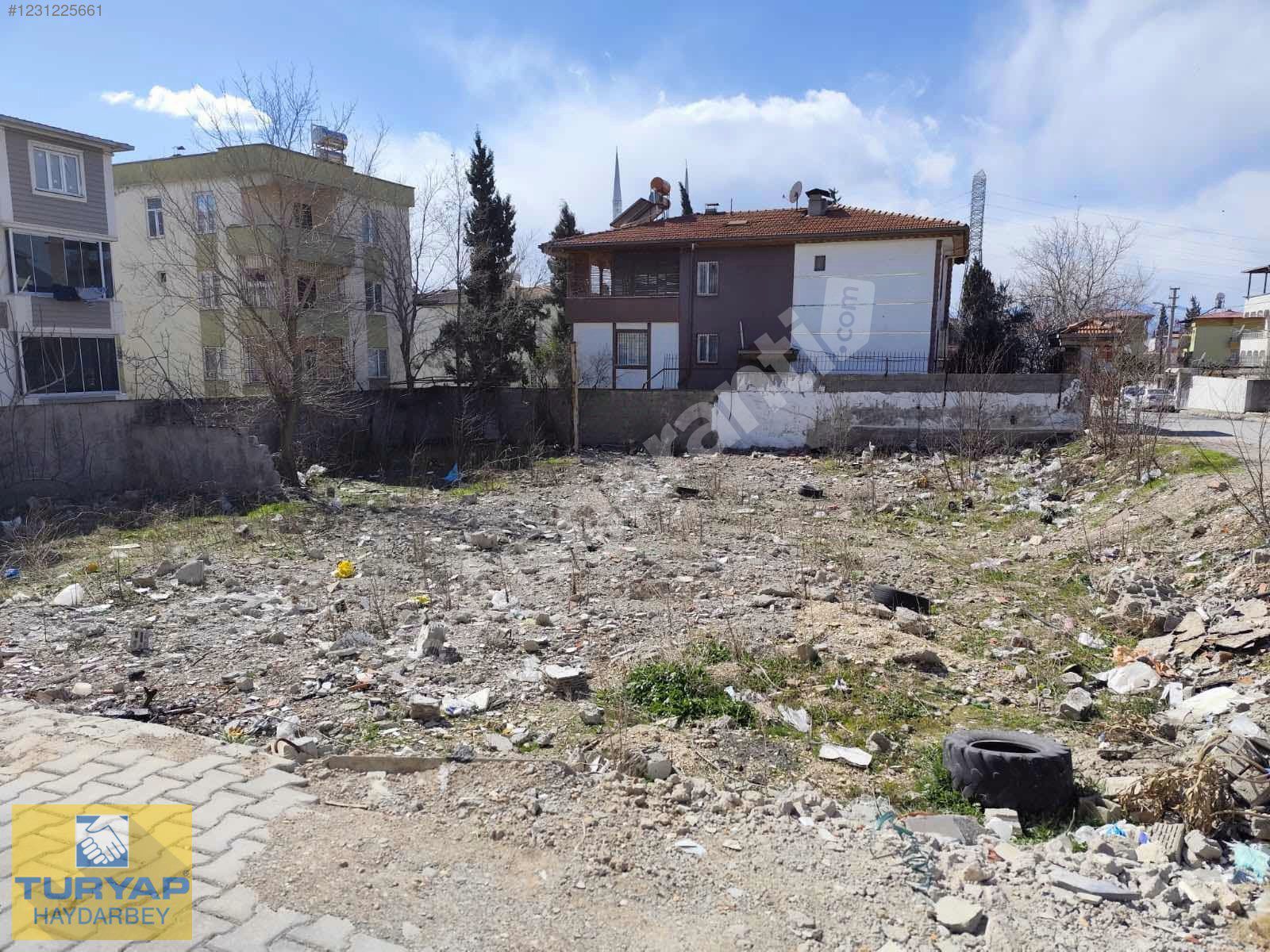 HAYDARBEY TURYAPTAN DİŞ HAST.KARŞISI YOL ÜZERİ ARSA
