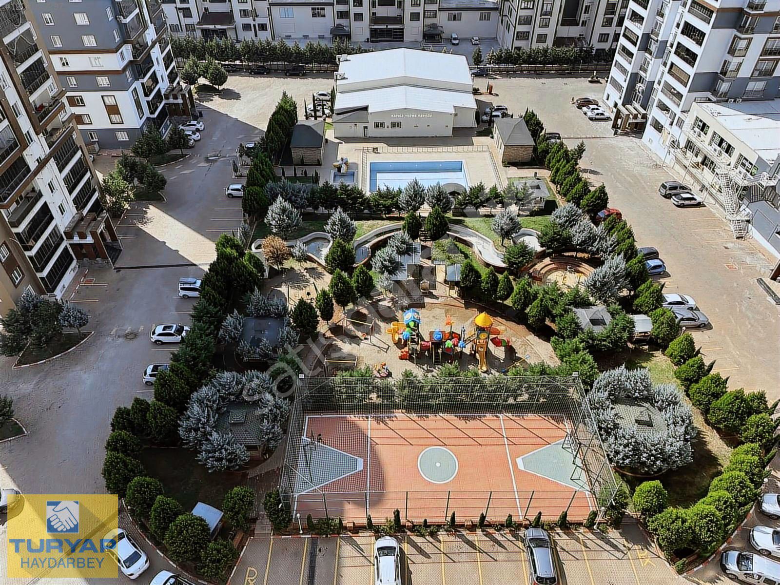 HAYDARBEY TURYAPTA SOSYAL DONATILI ZEKERİYAKÖY 3 SİT. LÜKS DAİRE