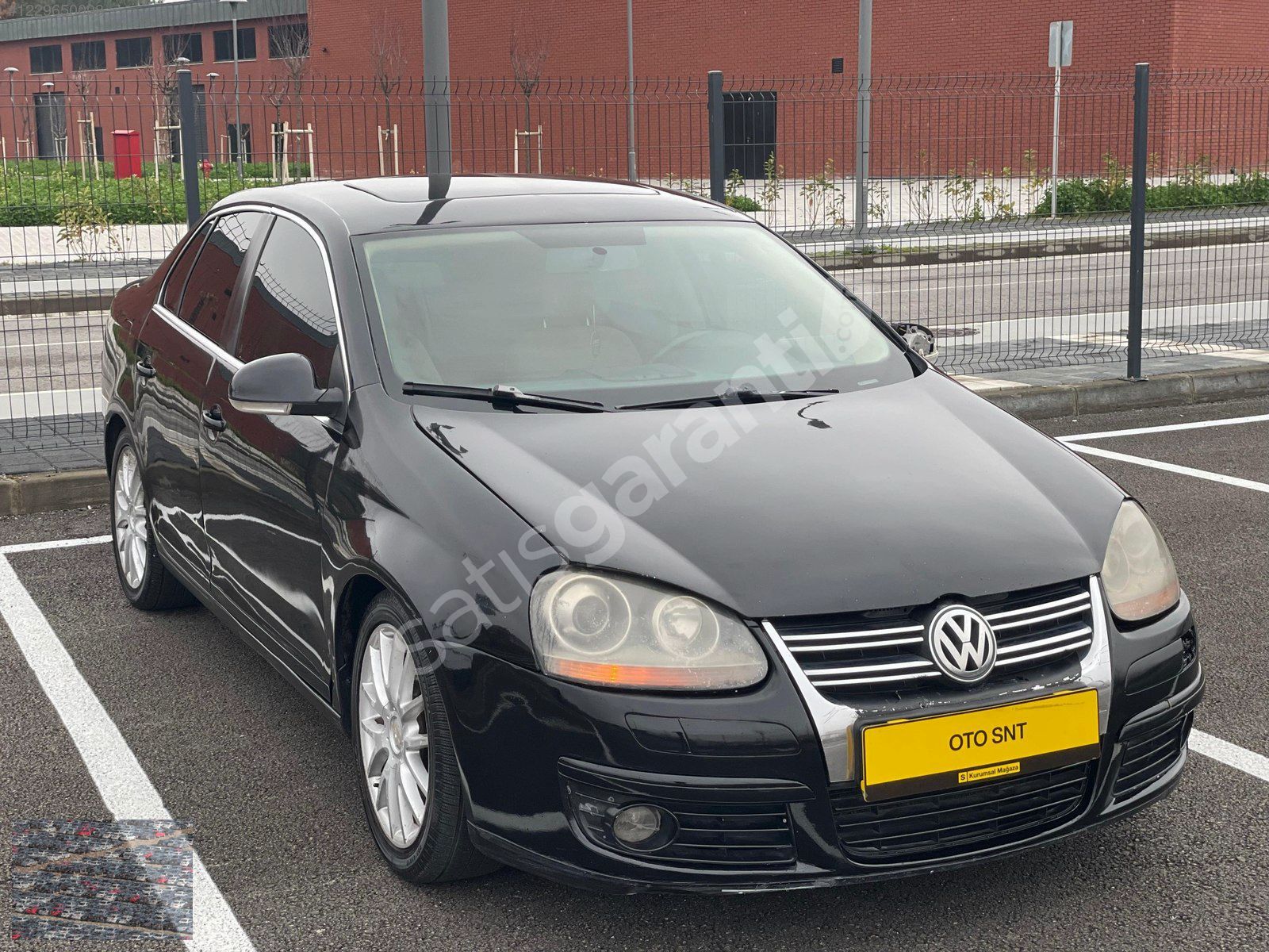 %30 PEŞİNATLA ELDEN SENETLİ 1.73 VADE FARKIYLA SUNROOFLU JETTA