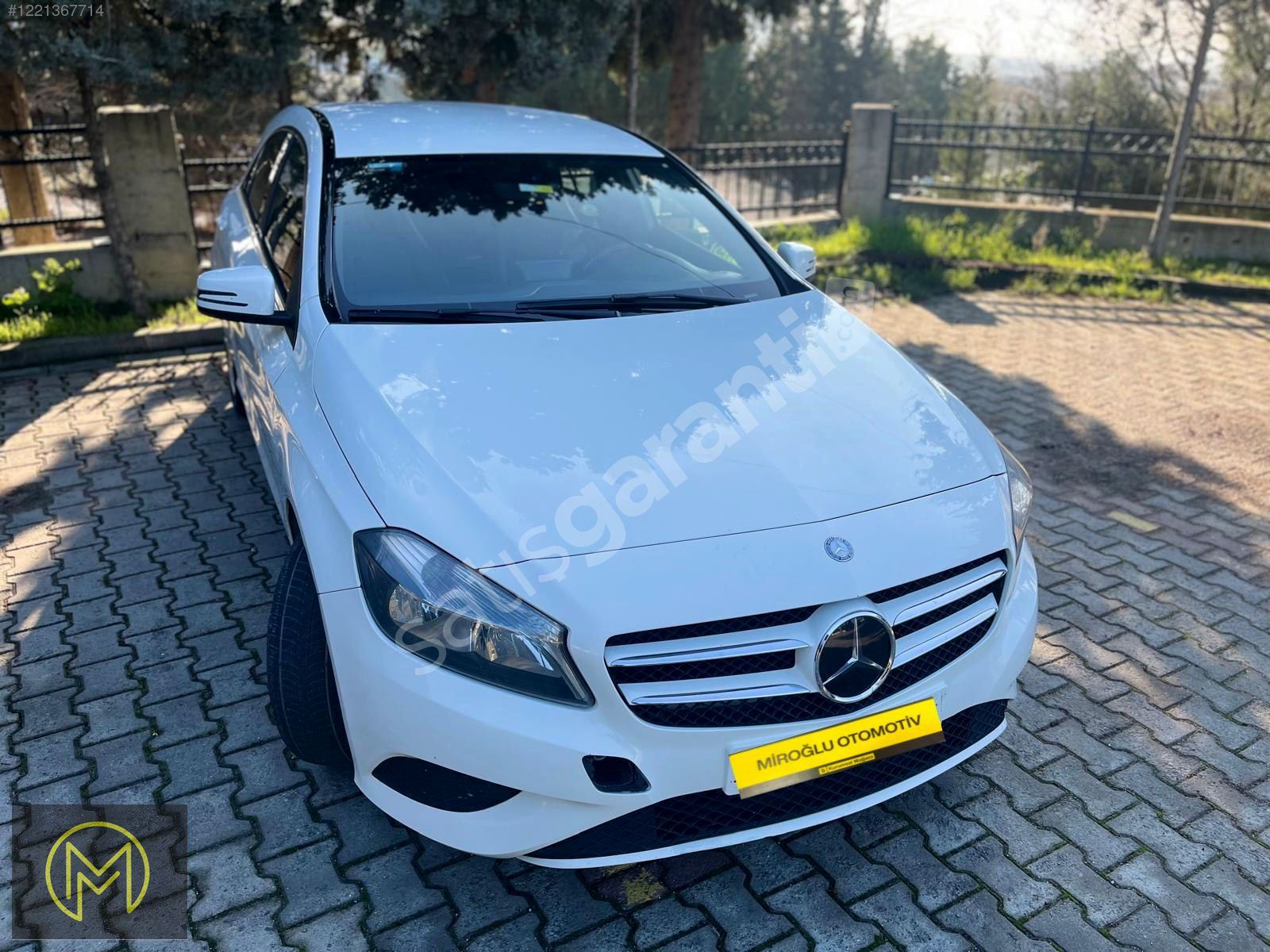 %30 PEŞİNATLA ELDEN SENETLİ 1.73 VADE FARKIYLA MERCEDES A180