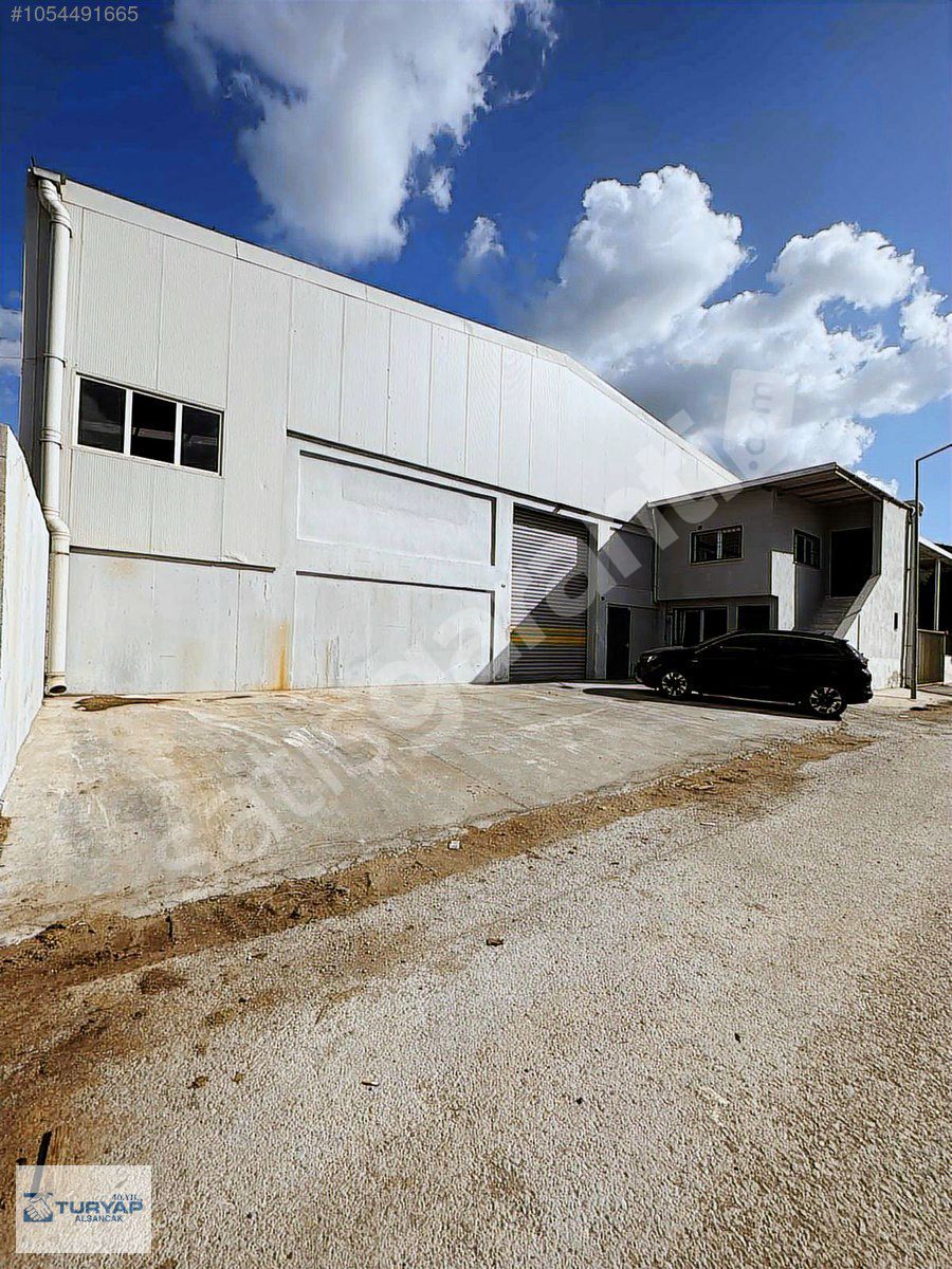 PINARBAŞI EGEMENLİK MAHALLESİNDE 500 M2 KİRALIK DEPO