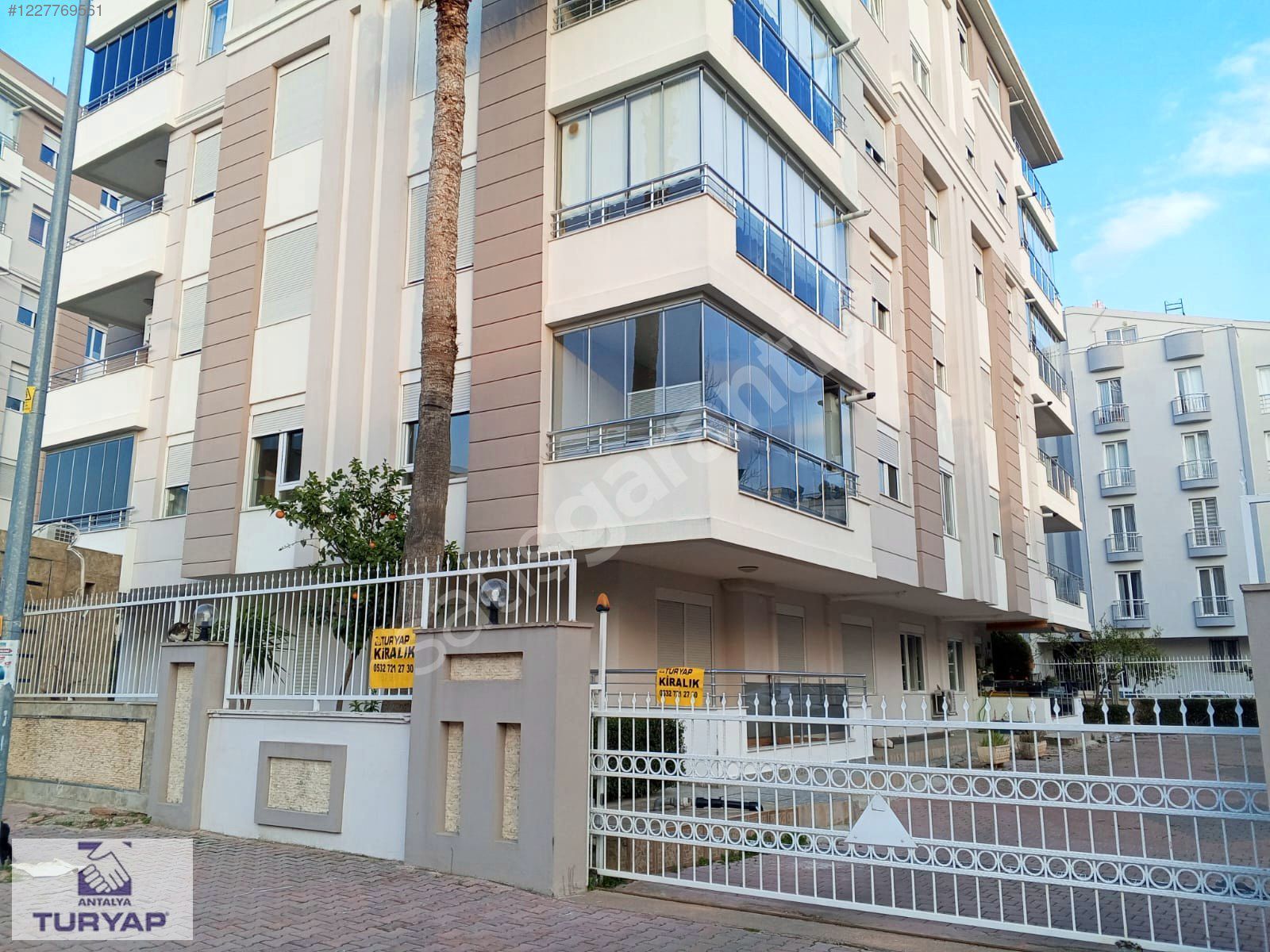 YALI CADDESİ HAVUZLU SİTE İÇİ EŞYALI KİRALIK 1+1 DAİRE