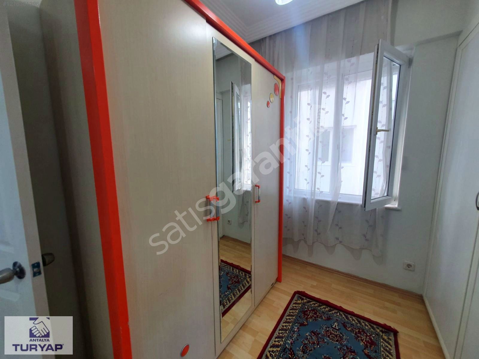 Konyaaltı Altınkum da Denize 500 m kiralık 1+1 Daire