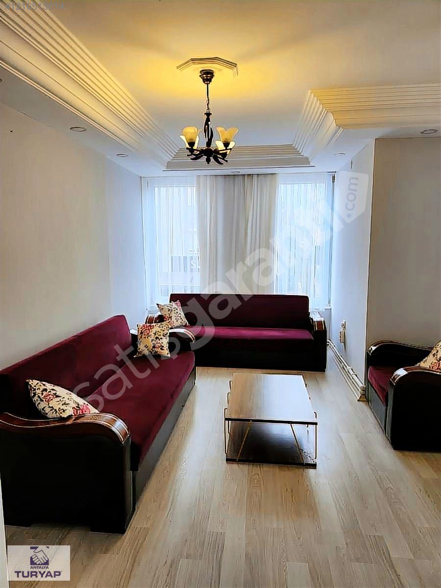 Konyaaltı Altınkum da Denize 200 mt Eşyalı 1+1 Kiralık Daire
