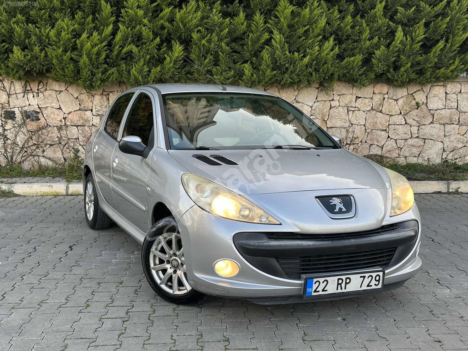 FAST AUTO EMSALSİZ TEMİZLİKTE FUL ORJİNAL HATA BOYA TRAMER YOK