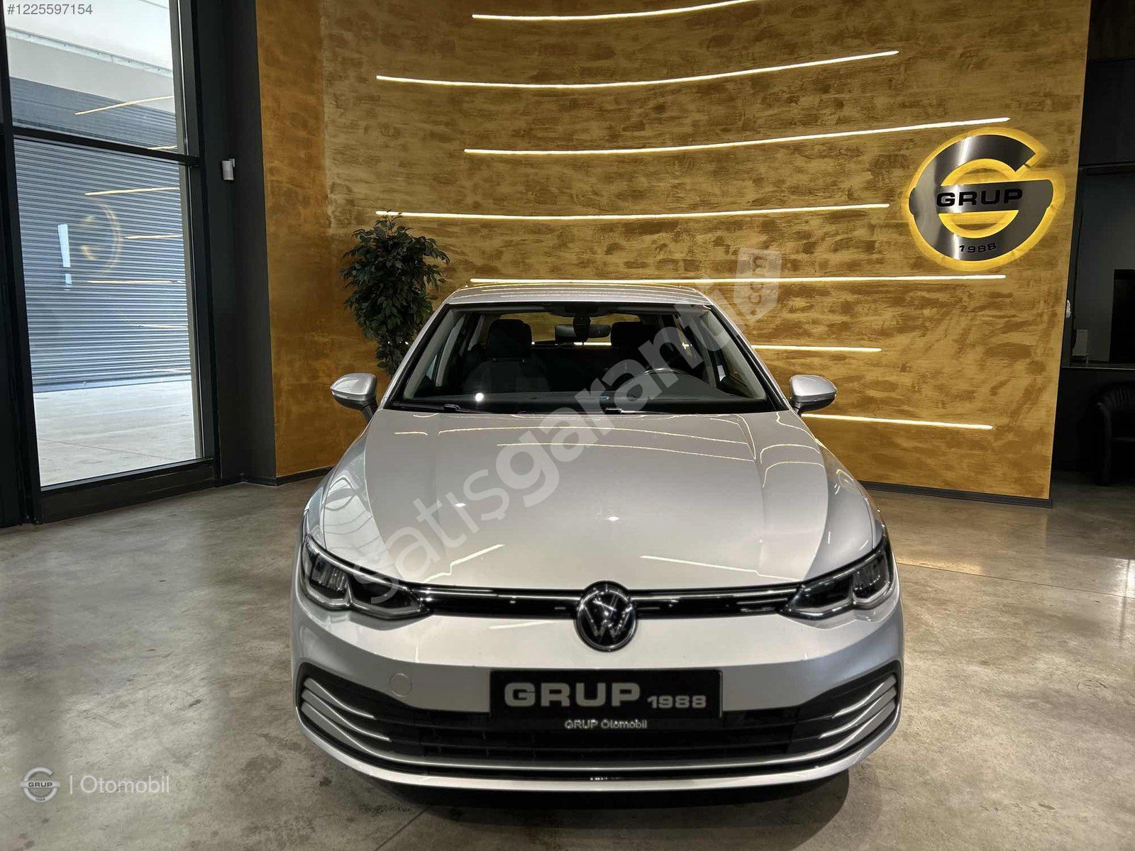 GRUP OTOMOBİL 2021 VW GOLF 1.0 eTSİ LİFE - KIŞ PK HATASIZ
