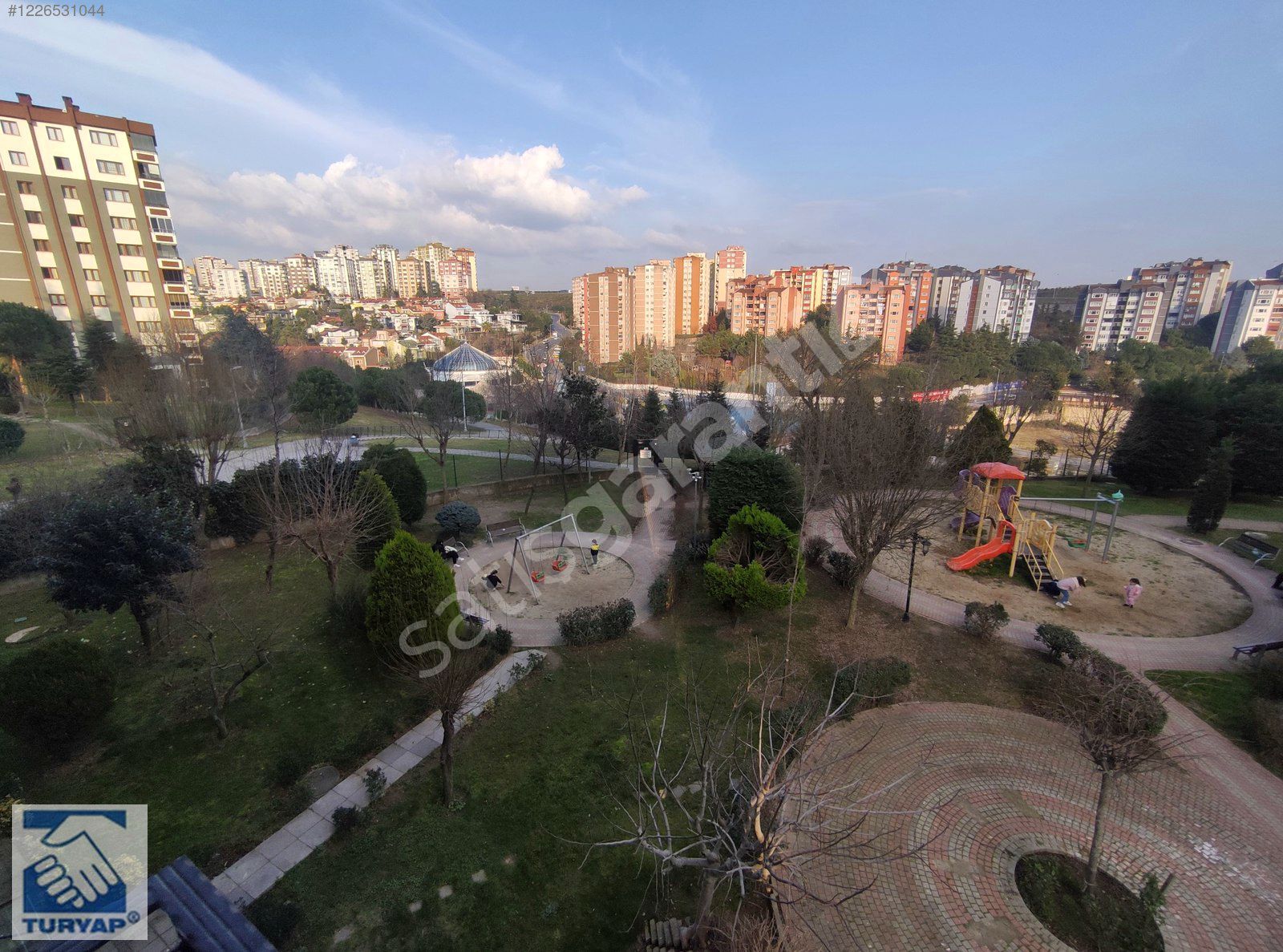 BAŞAKŞEHİR 5.ETAP İSTİNYE SİTESİ SATILIK TADİLATLI 3+1 DAİRE