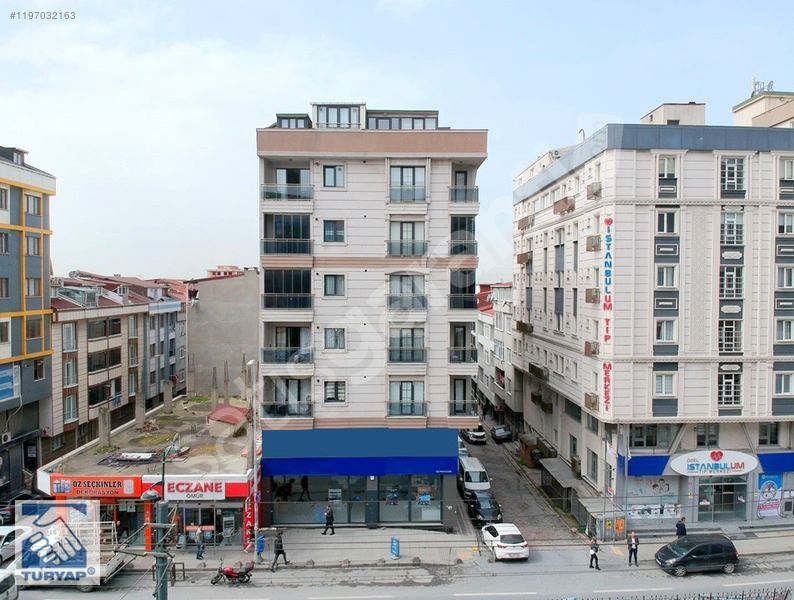 SULTANGAZİ ;ESKİ EDİRNE ASFALTI ÜZERİNDE SATILIK 335 m2 DÜKKAN.