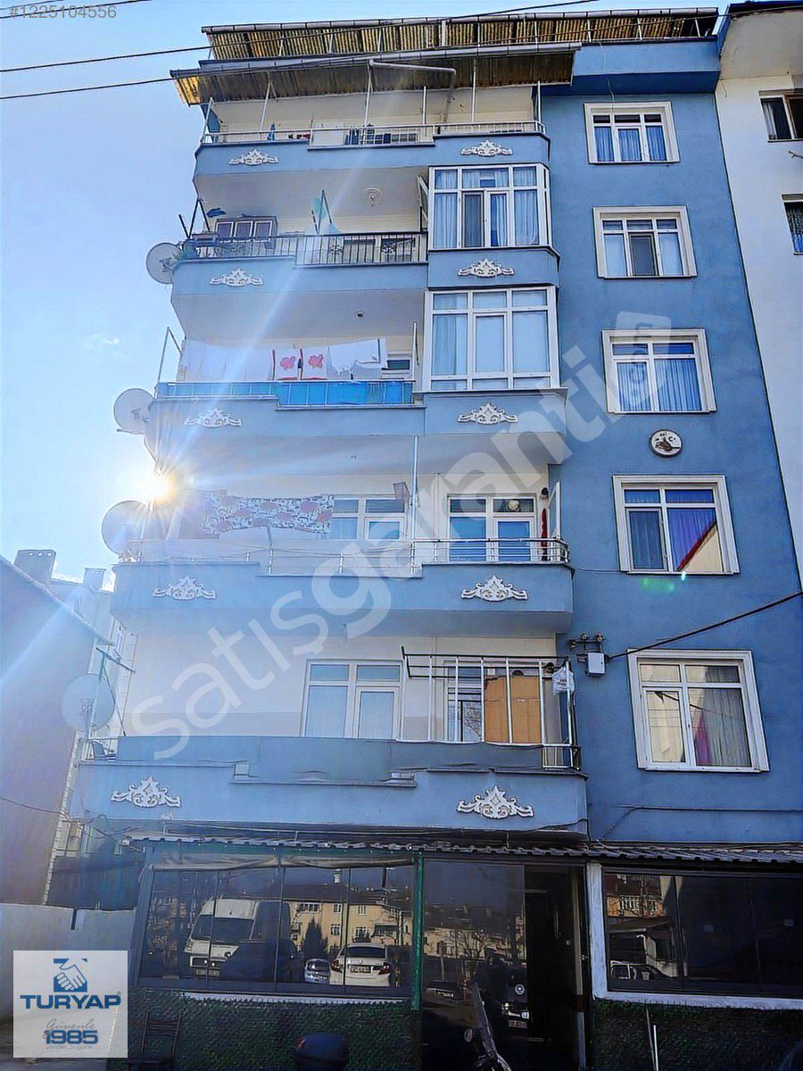 TURYAP'DAN GÖLCÜK MERKEZ'DE 2+1 FIRSAT SATILIK DAİRE
