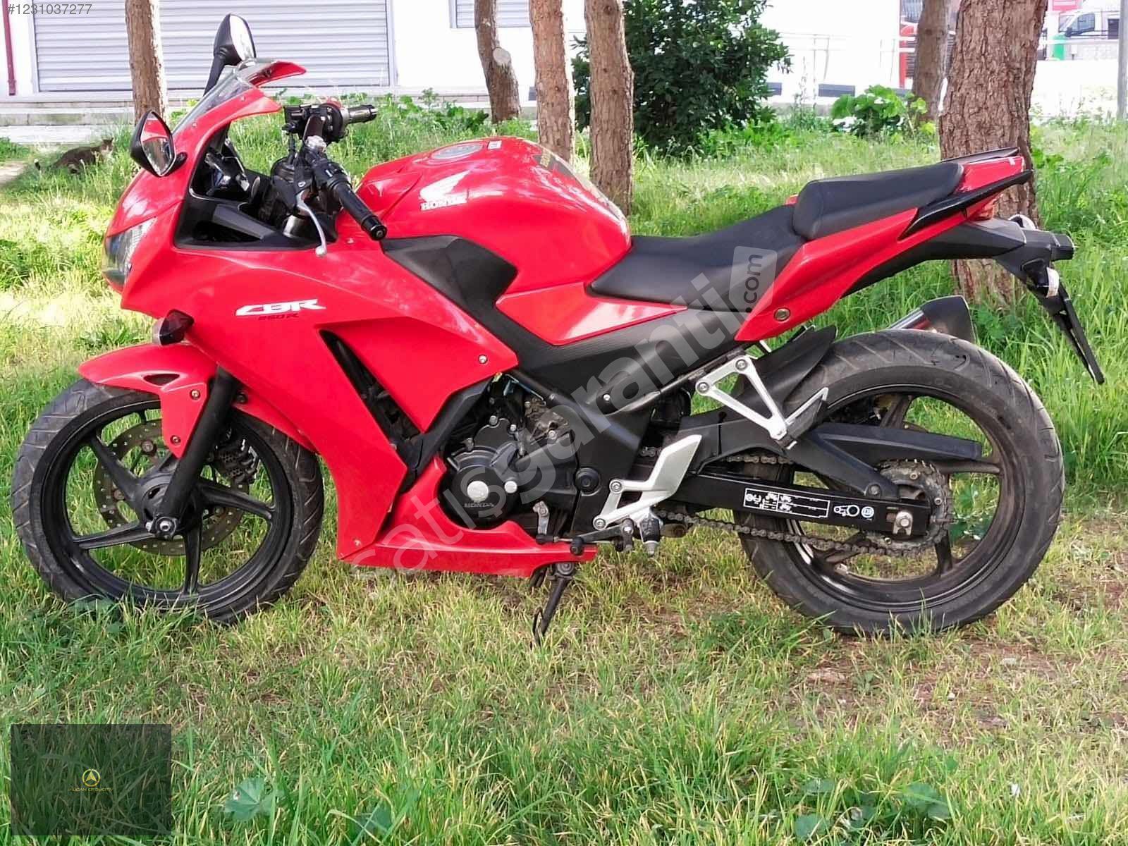 ALİCAN OTOMOTİV DEN 2015 MODEL HATASIZ HONDA CBR250R