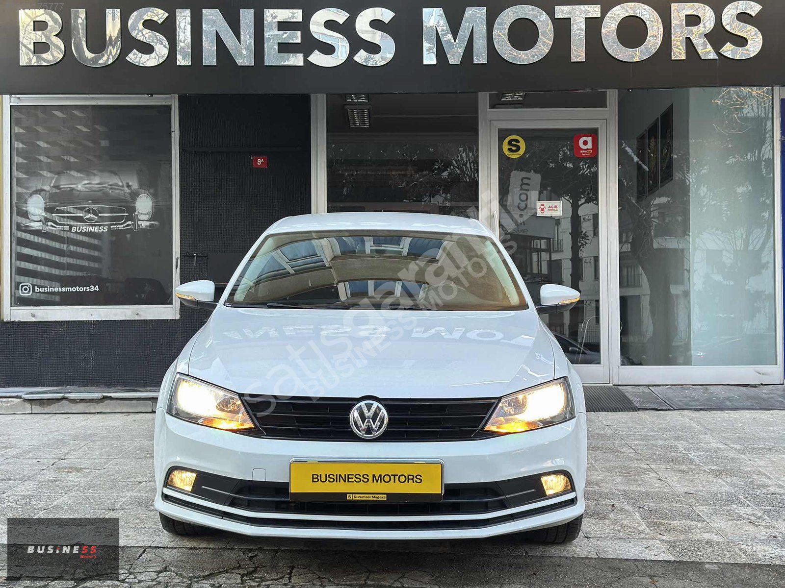 BUSINESS MOTORS'DAN 2017 ÇIKIŞLI WOLKSWAGEN JETTA