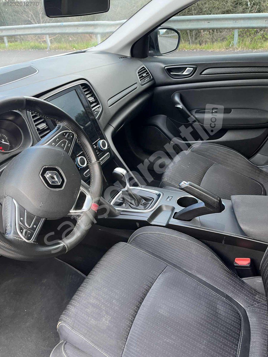 EREN OTOMOTİVDEN 2018 MEGANE TOUCH