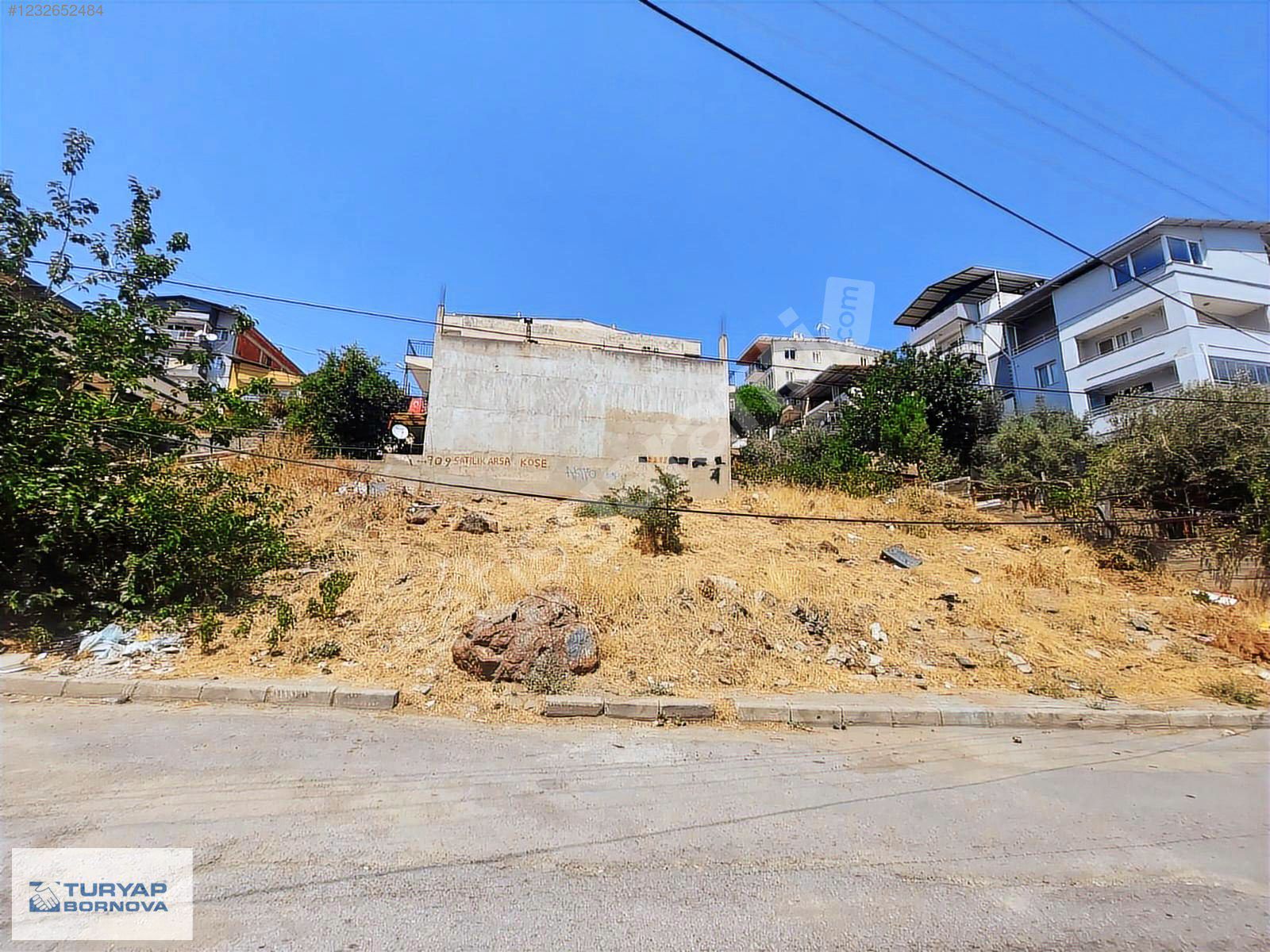 Turyap'tan Kızılay'da Satılık 355 M2 Köşe Parsel Arsa