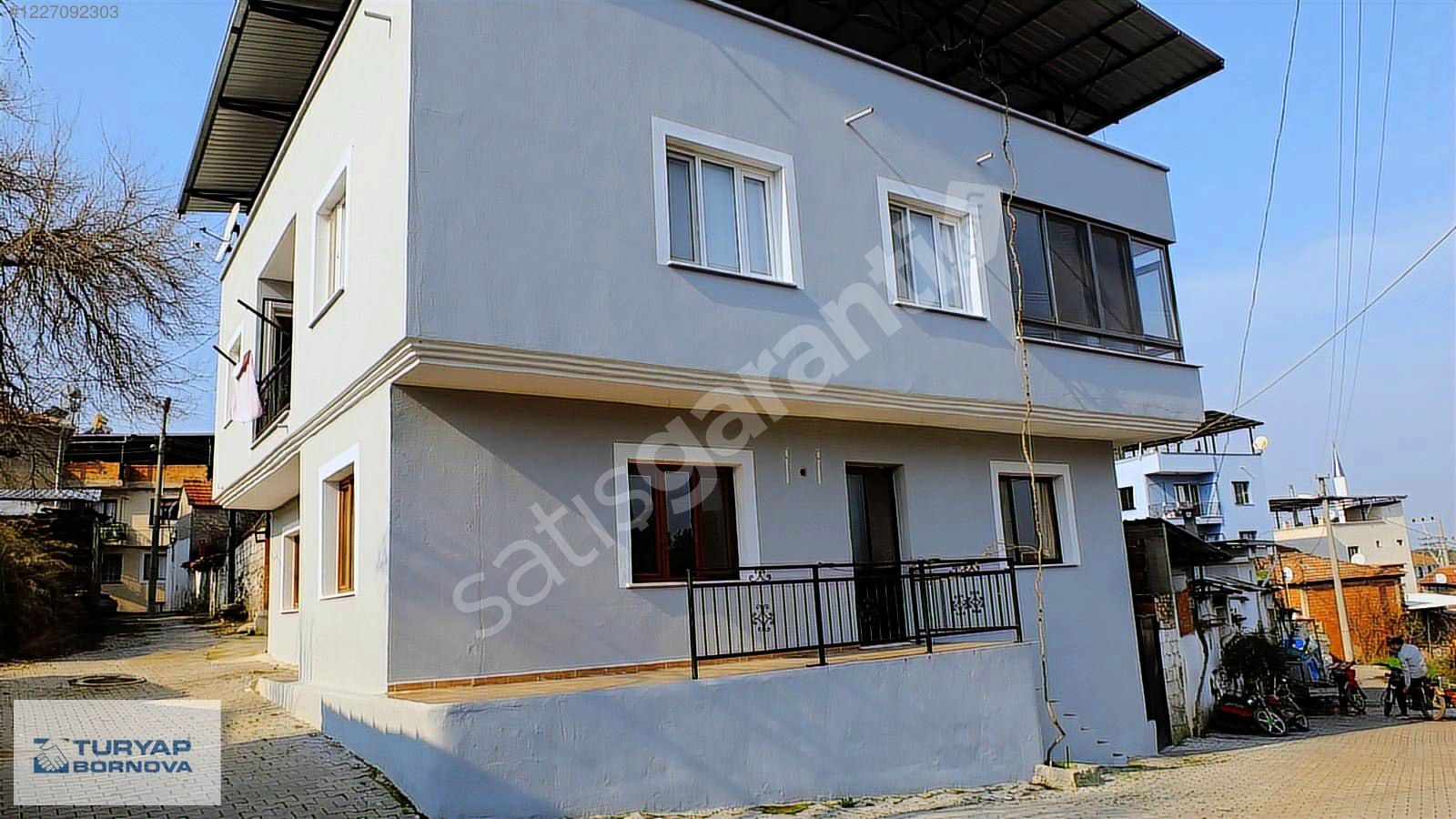 Kemalpaşa Sinancılar Mahalesinde İki Katlı Satılık Bakımlı Bina