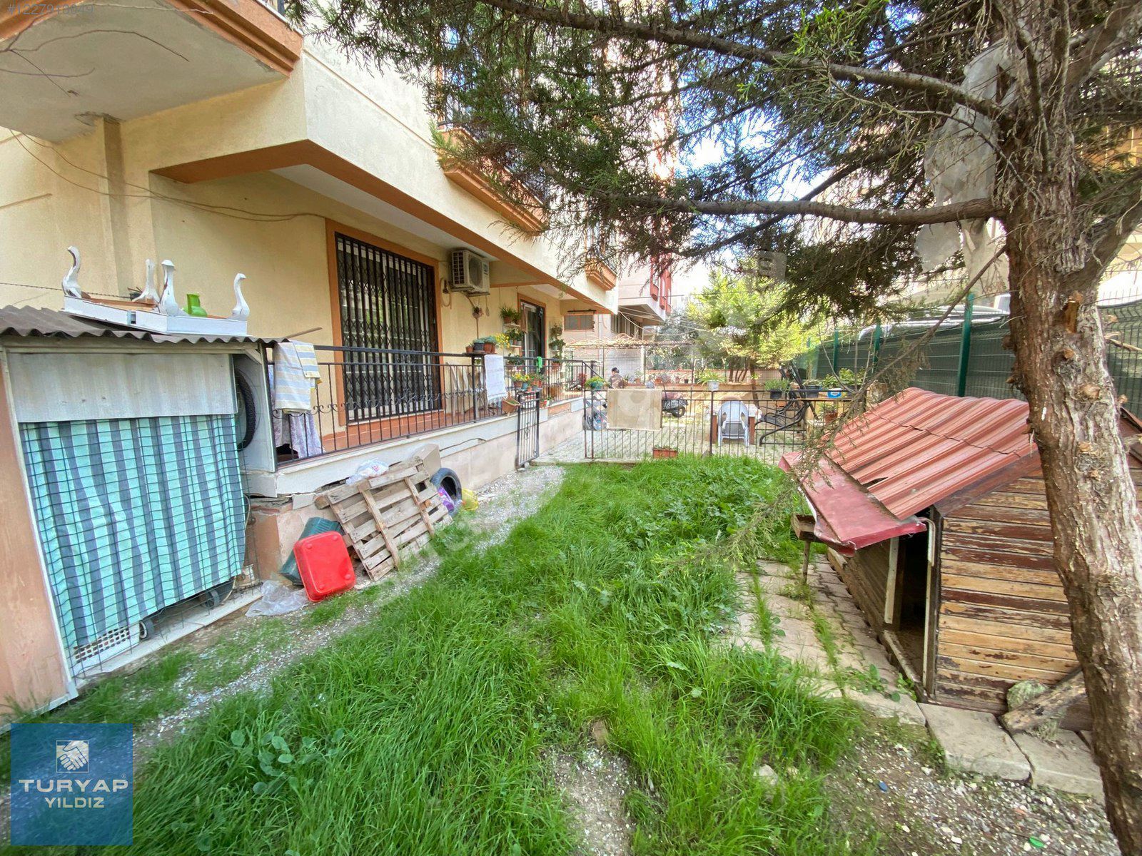 BUCA FIRAT MAH BAHÇELİ 2+1 DOĞALGAZLI ÜÇ CEPHELİ FERAH DAİRE