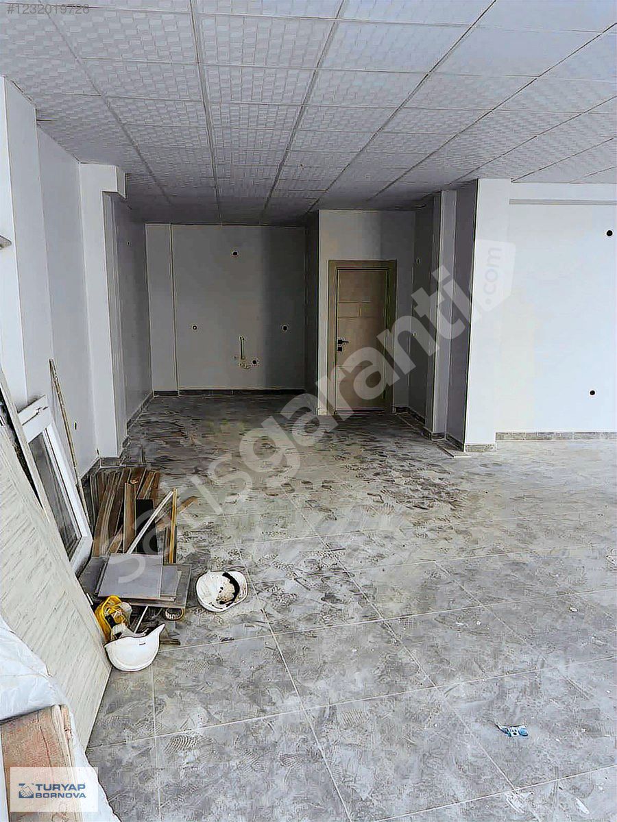 Menemen Seyrek Merkezde Kiralık Dükkan