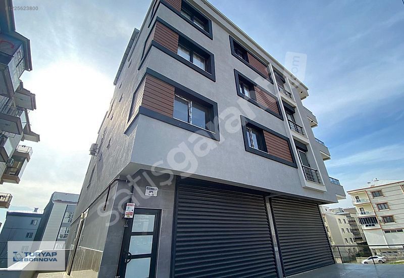 Kemalpaşa Ulucak'ta Cadde Üstü Satılık Sıfır Boş 2+1 Daire
