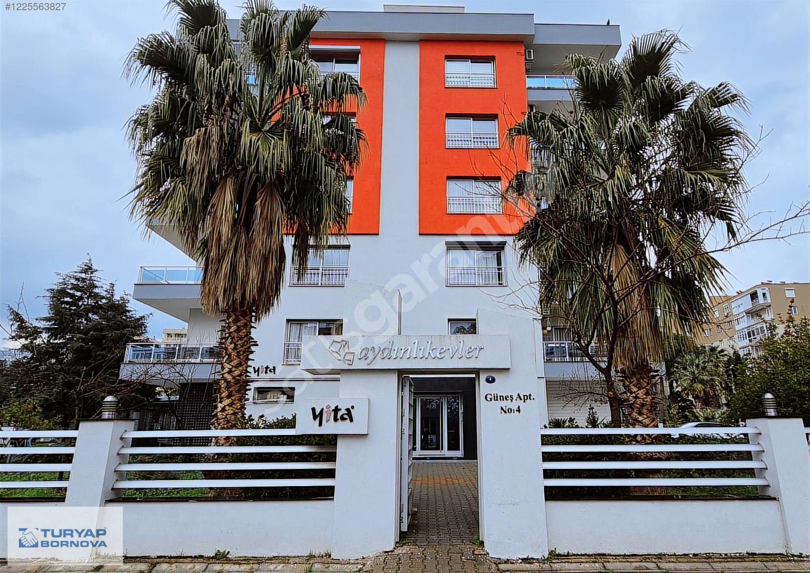 Osmangazi'de Site İçerisinde Doğalgaz Kombili 3+1 Kiralık