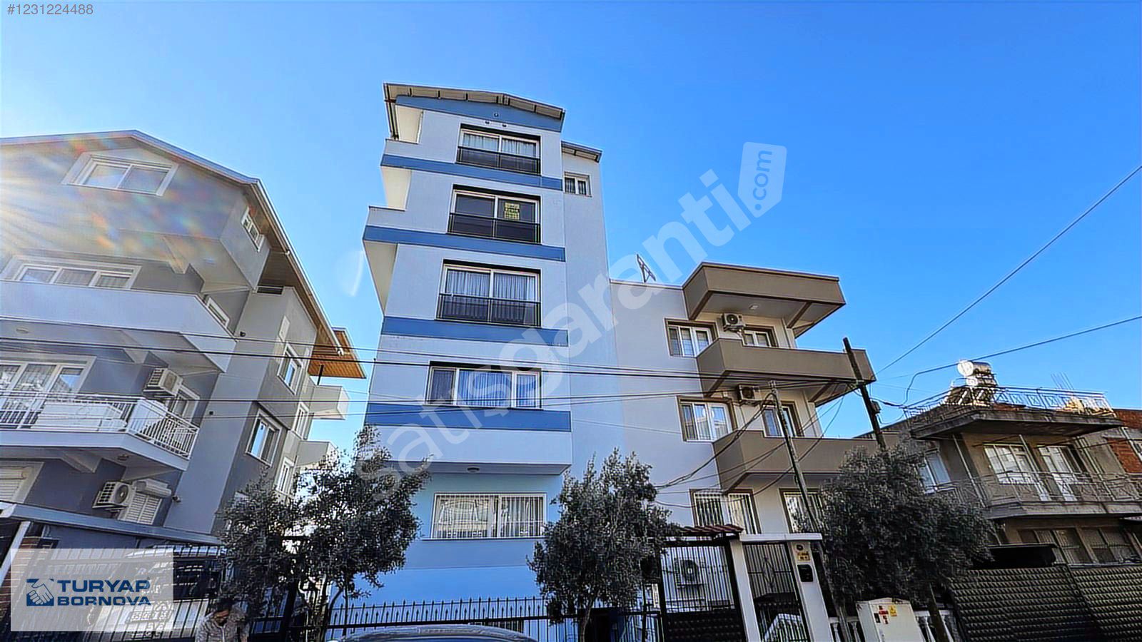 Bornova İnönü mah.de Deniz Manzaralı Geniş Kiralık 3+1 Daire