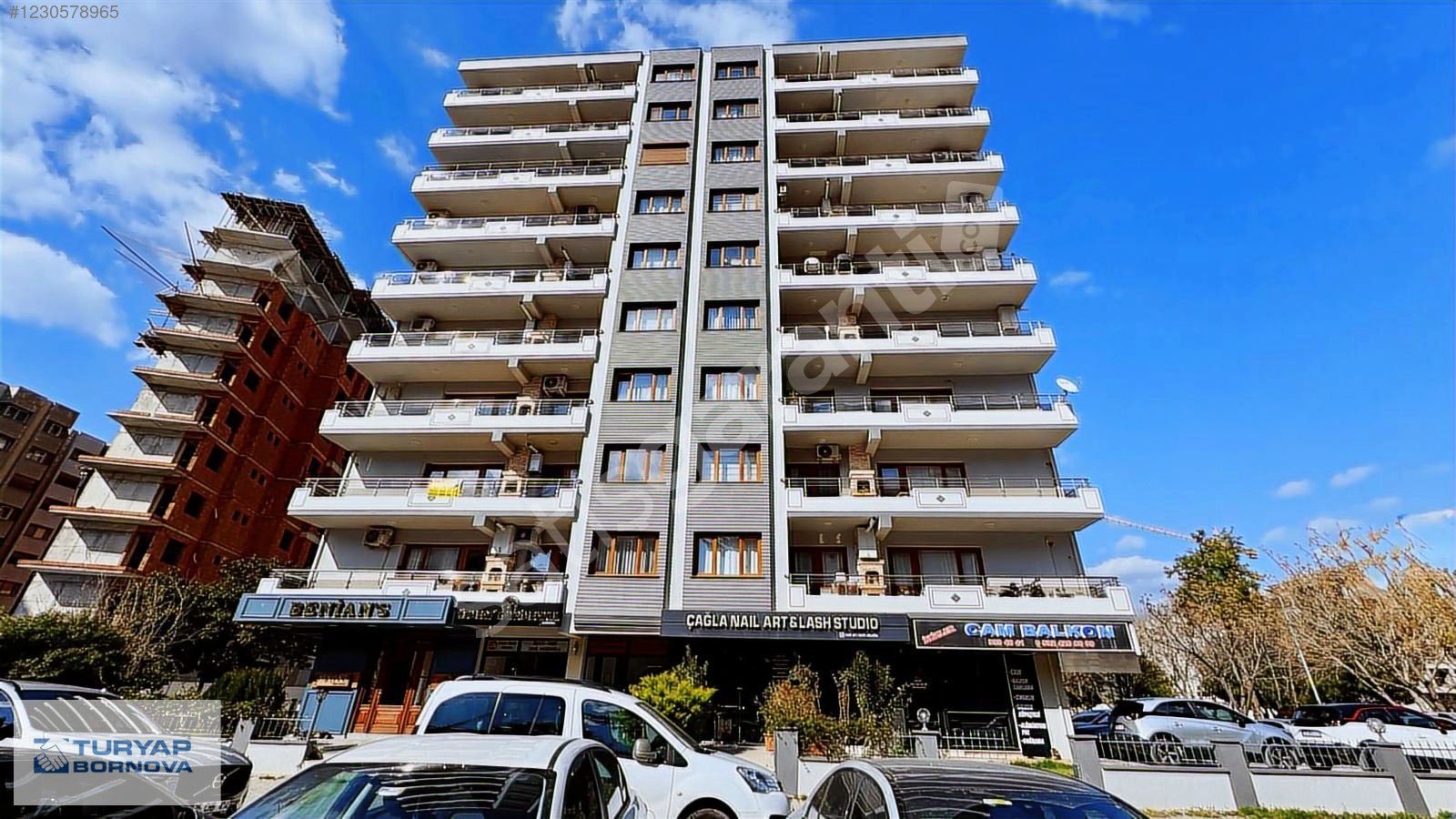 Bayraklı Mansuroğlu mah.'de Satılık Net 165 m2 4+1 Daire