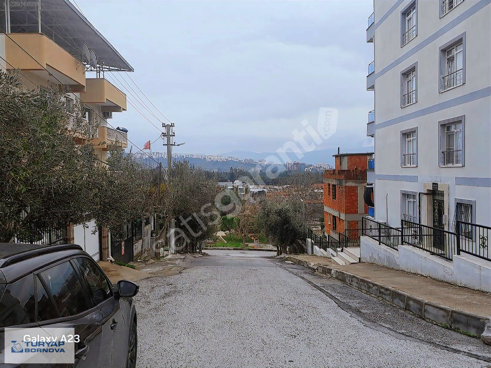 İZMİR BORNOVA KIZILAY MAH. KONUT İMARLI SATILIK ARSA (0.40/0.80)