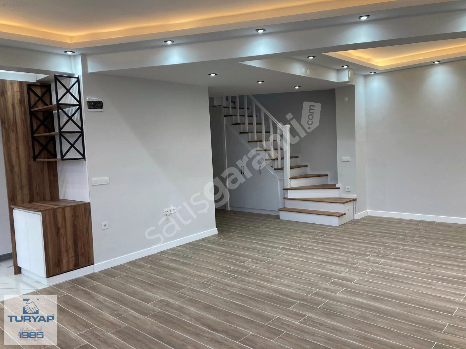 MUHTEŞEM PANORAMİK DENİZ VE İSTANBUL MANZARALI TERS DUBLEKS