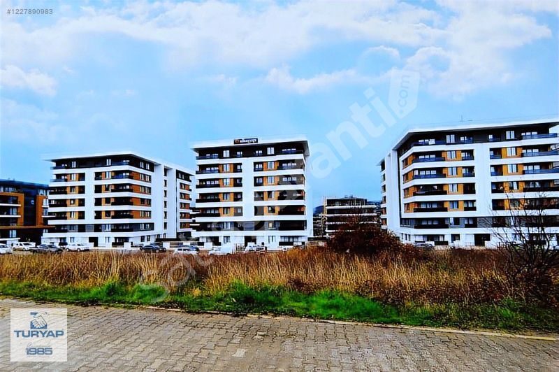 TURYAP'TAN; MEYDAN SUİT SİTESİNDE, 3.KAT, LUX,SATILIK 3+1 DAİRE