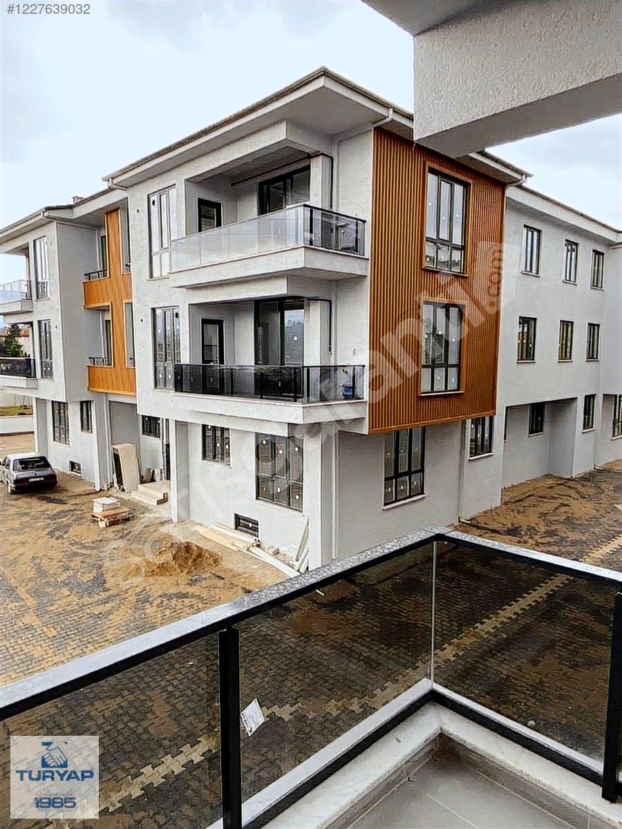 Yalova Kadıköy Termal yolu site içerisinde satılık daire
