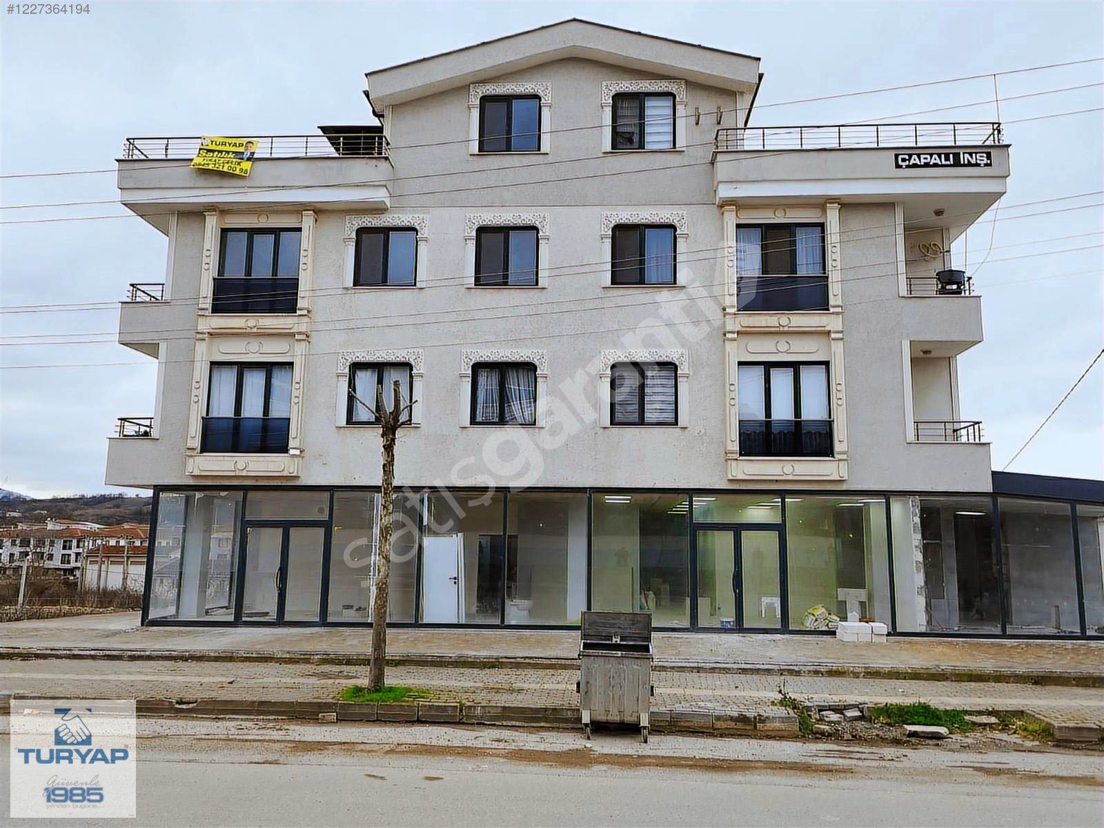 Yalova Hastaneye Yakın Konumda 5+1 Satılık Dubleks Daire