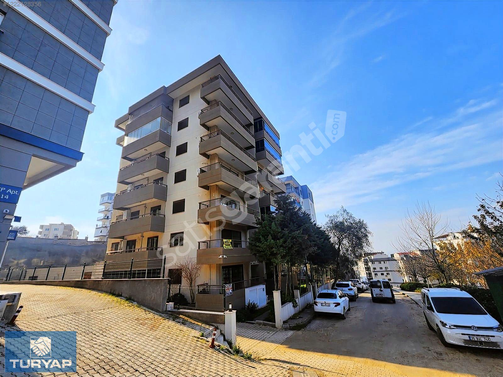 KENT 2 İSTİKLAL'DE FULL KREDİLİ ÜÇ CEPHE SATILIK GENİŞ 3+1 DAİRE