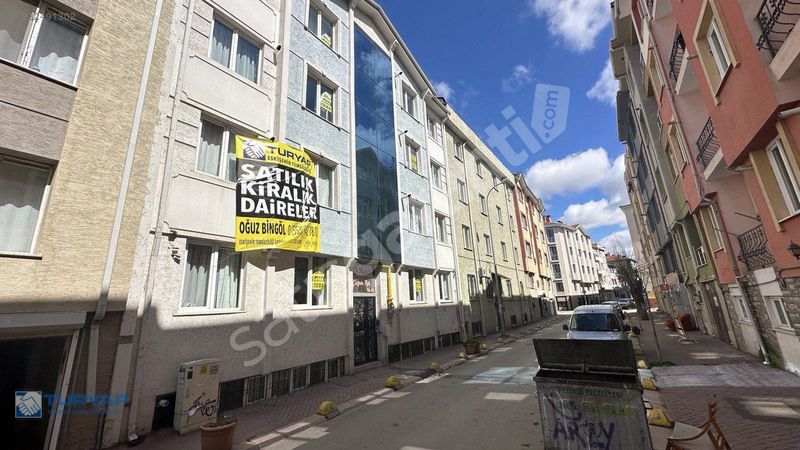 TURYAP'TAN AÖF ARKASI AKICI SOKAKTA SATILIK 2+1 EŞYALI DAİRELER
