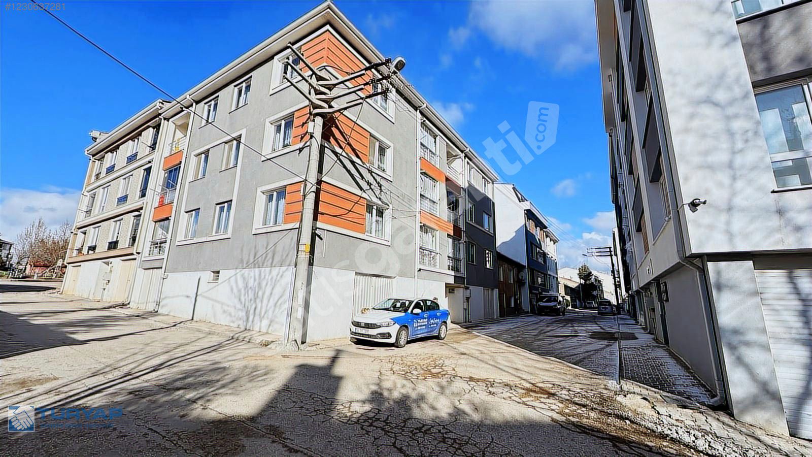 ÇAMLICA MAHALLESİNDE GEZER SK. GENİŞ SATILIK 1+1 FIRSAT DAİRE